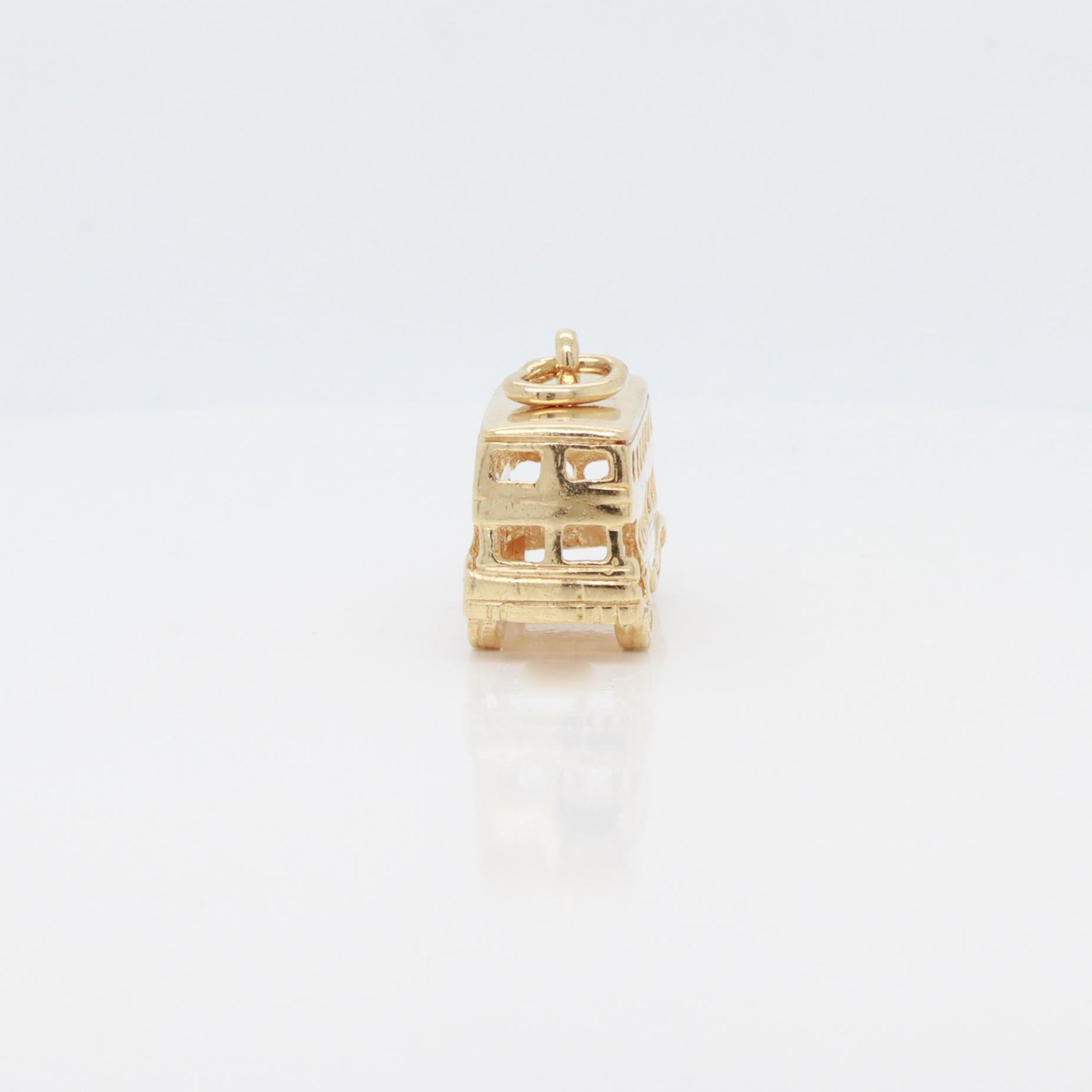 Vintage 14K Gold Double Decker Bus Charm for a Charm Bracelet For Sale 1