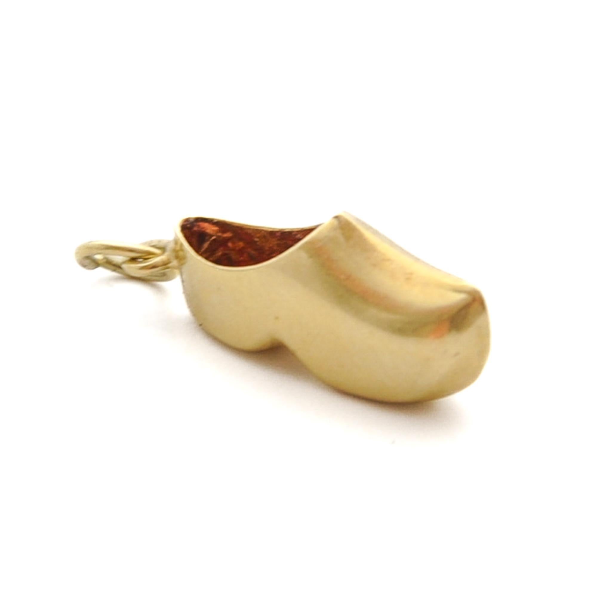 Ciondolo a forma di zoccolo olandese vintage in oro 14K 2