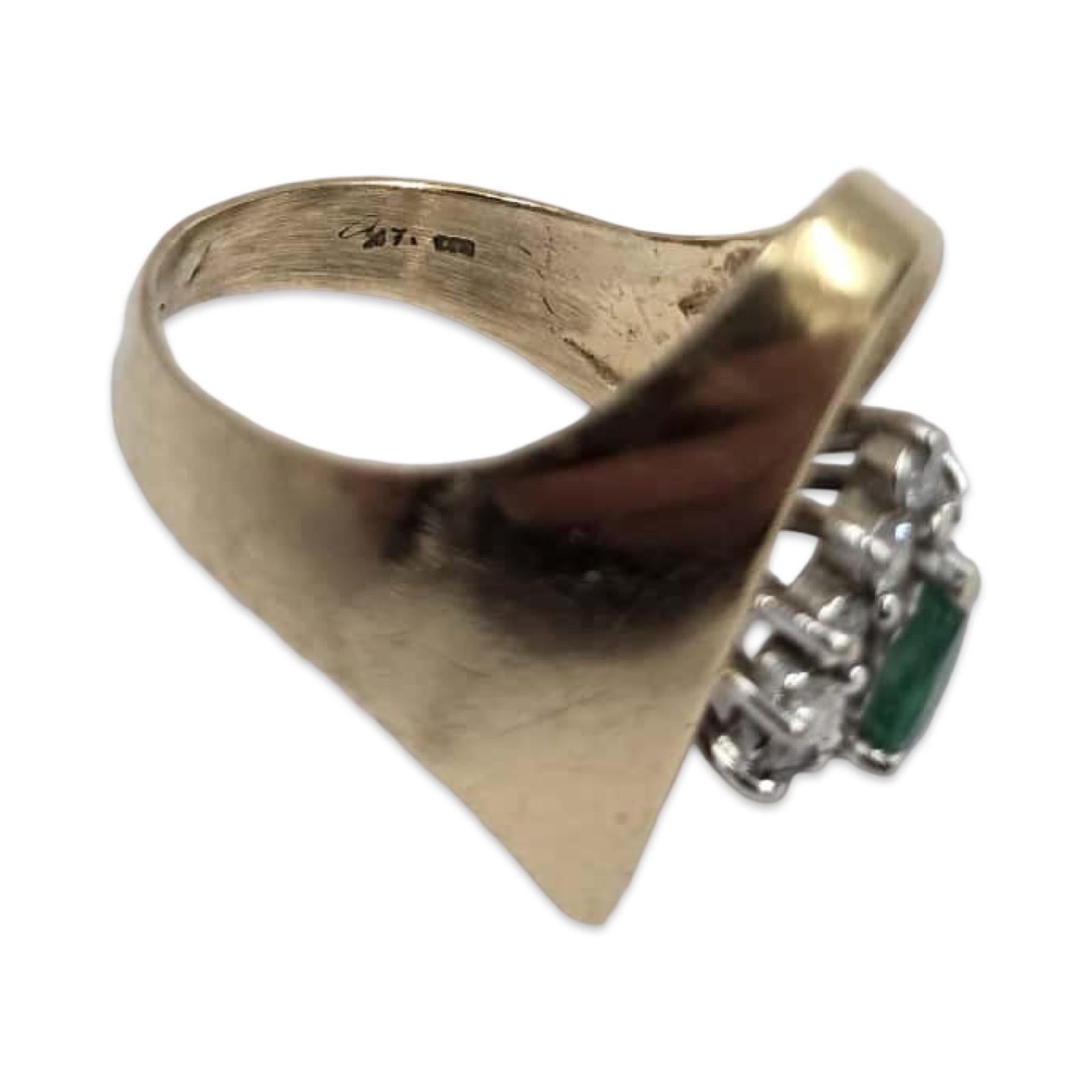 Vintage 14K Gold Emerald & Diamond Ring 0.84 TCW Bypass Design en vente 2