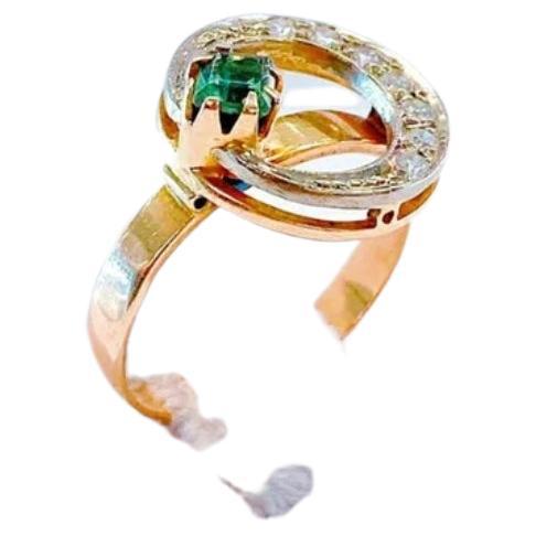 Vintage Emerald Diamond Gold Ring For Sale 2