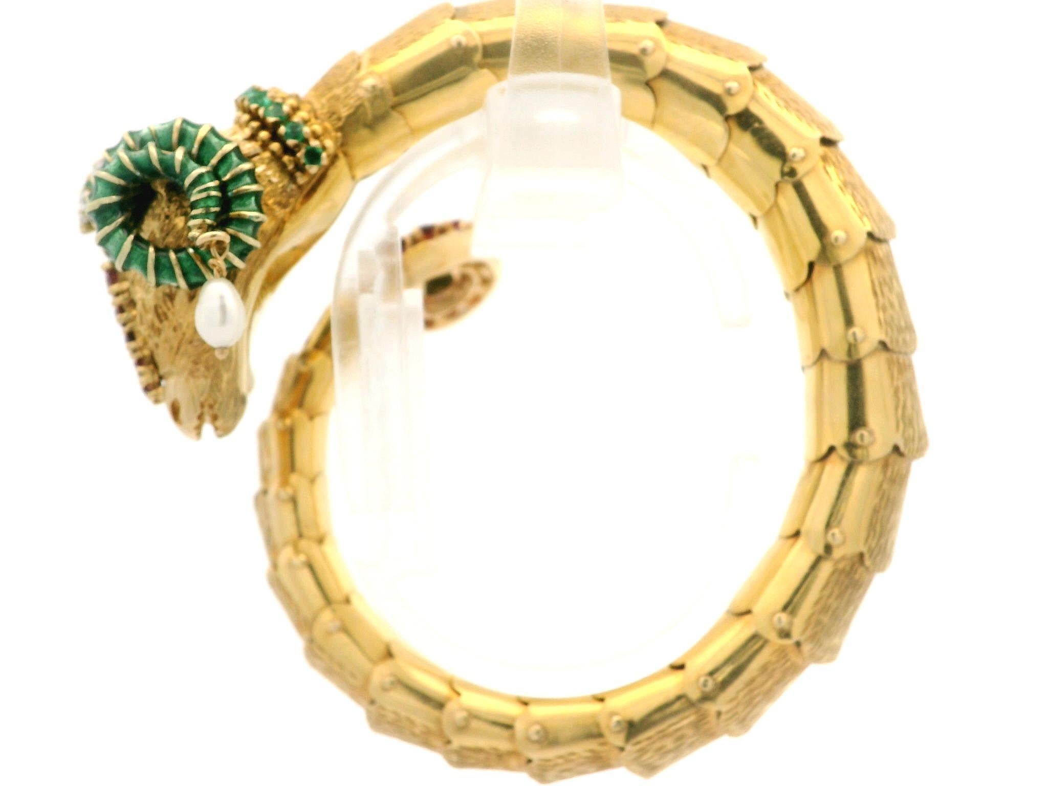 Ram Wrap-Armband, 14 Karat Gold Smaragd Jade Rubin Diamant & Perle Emaille Arbeit im Angebot 1