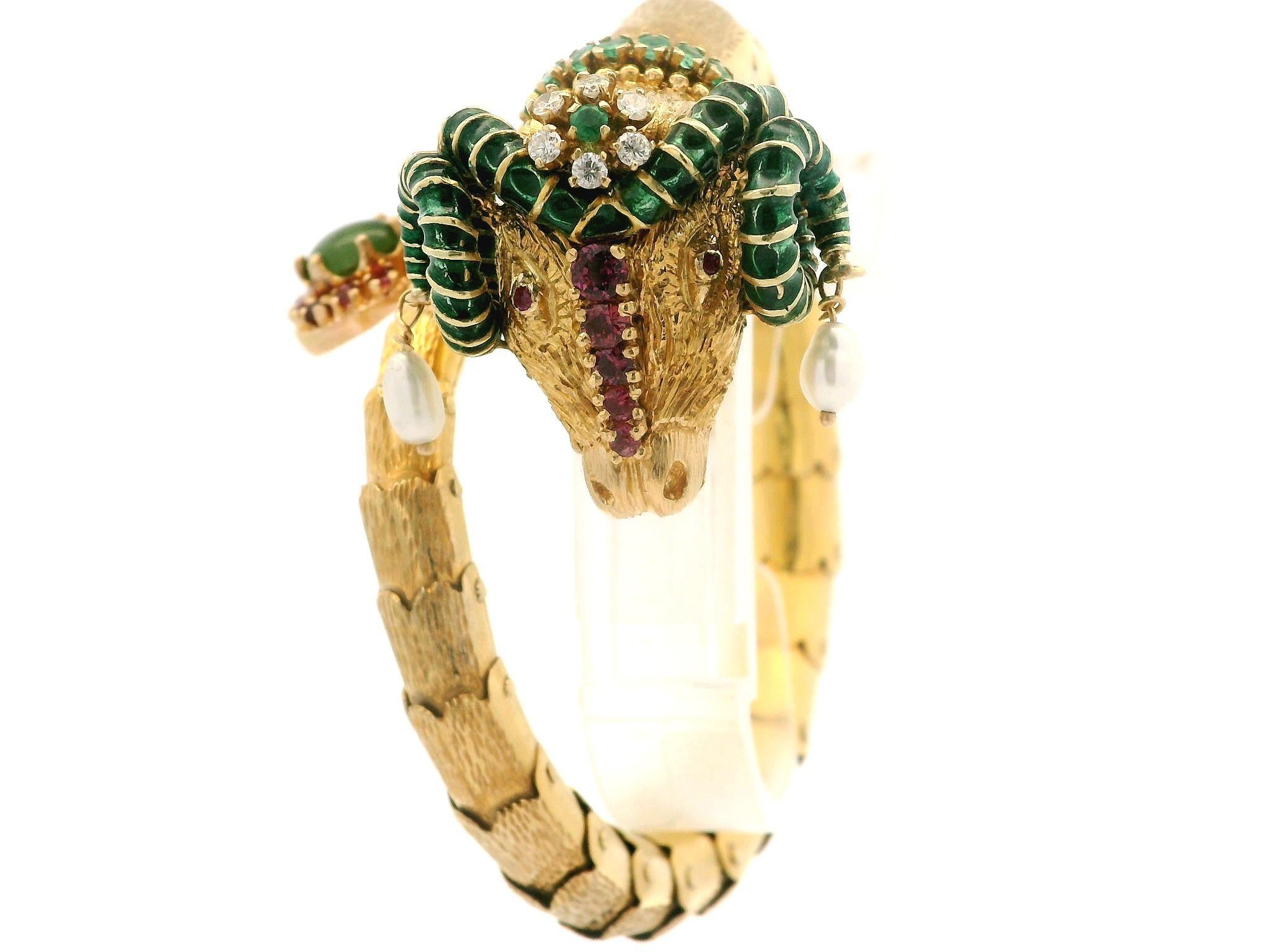 Ram Wrap-Armband, 14 Karat Gold Smaragd Jade Rubin Diamant & Perle Emaille Arbeit im Angebot 3