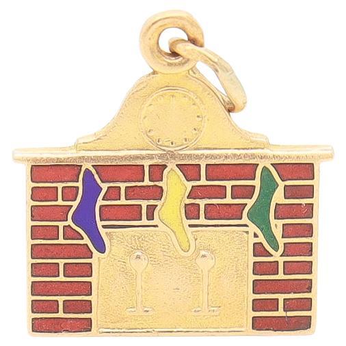 Vintage 14K Gold & Enamel Christmas Fireplace Charm for a Bracelet For Sale