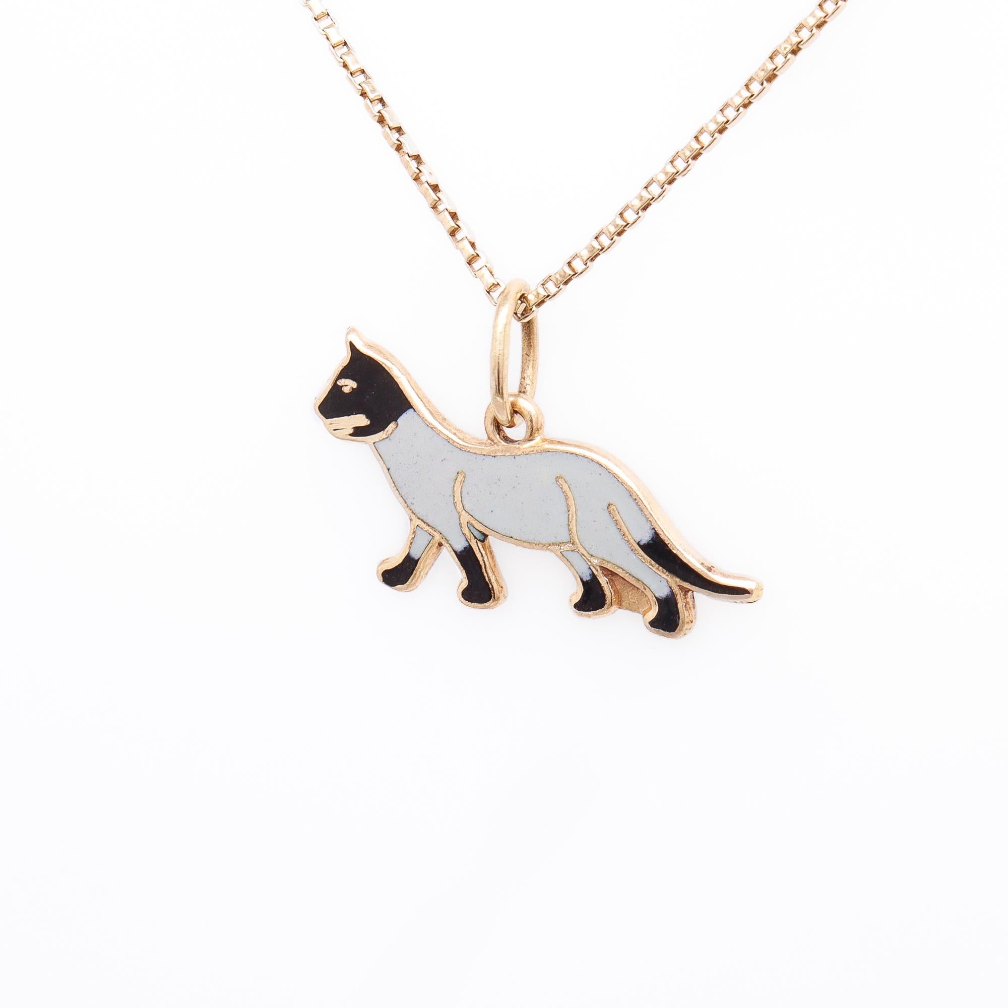 Vintage 14K Gold & Emaille figurale Katze Charme für ein Armband im Zustand „Gut“ im Angebot in Philadelphia, PA