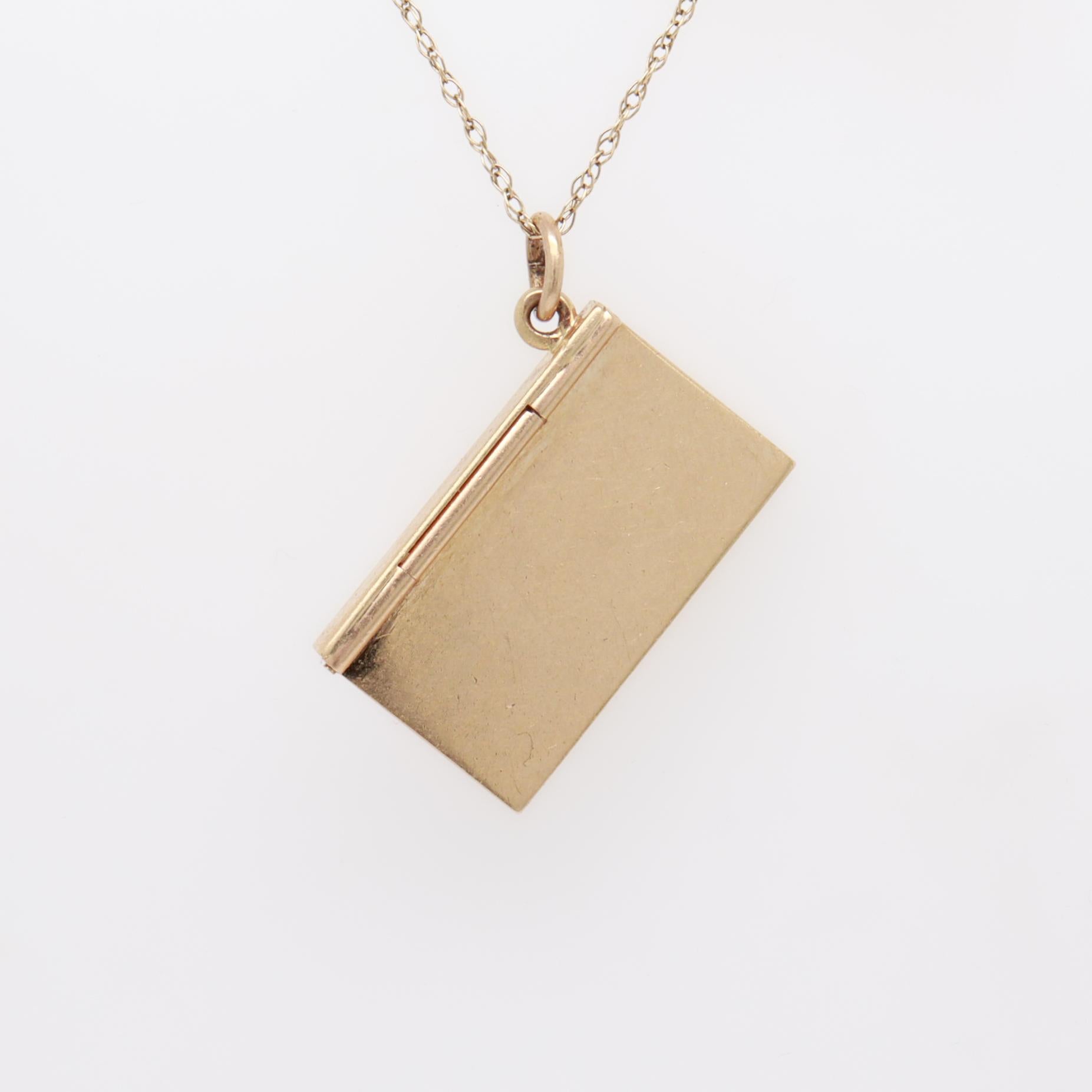 Vintage 14K Gold Envelope with Folding Closure Flap Charm for a Charm Bracelet For Sale 9
