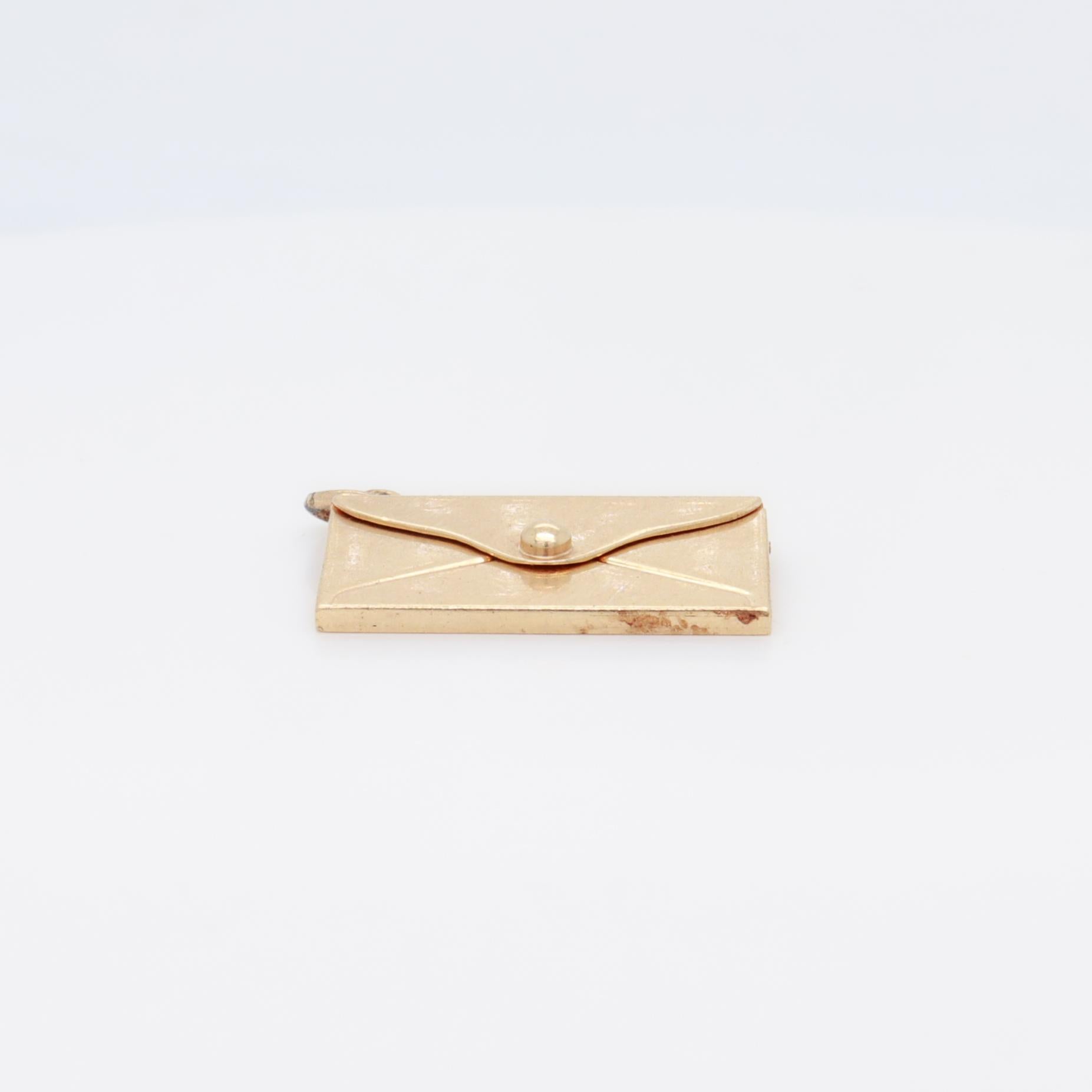 Vintage 14K Gold Envelope with Folding Closure Flap Charm for a Charm Bracelet For Sale 3