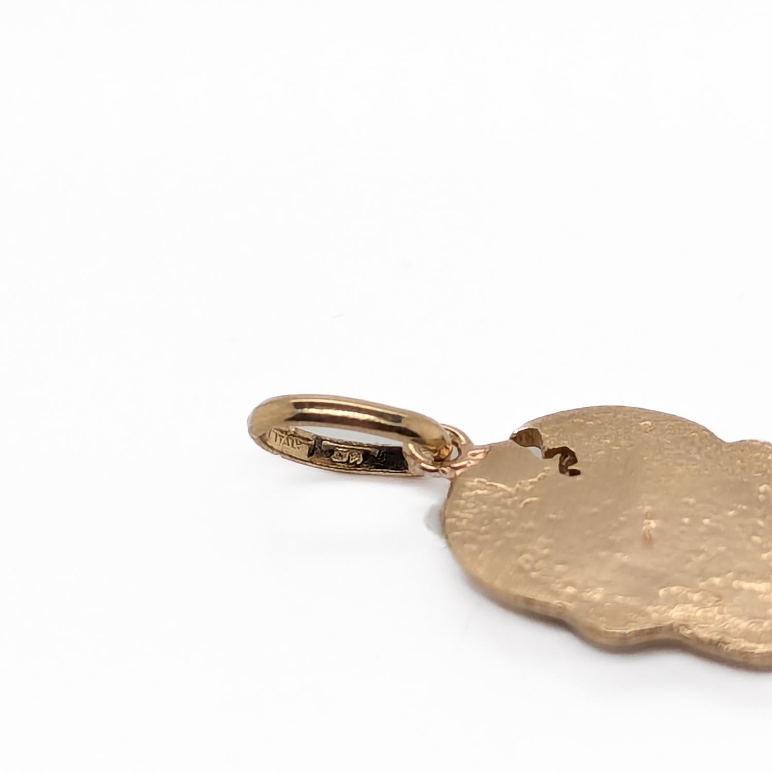 Women's or Men's Vintage 14K Gold Figural Cracked Skull Charm For Sale