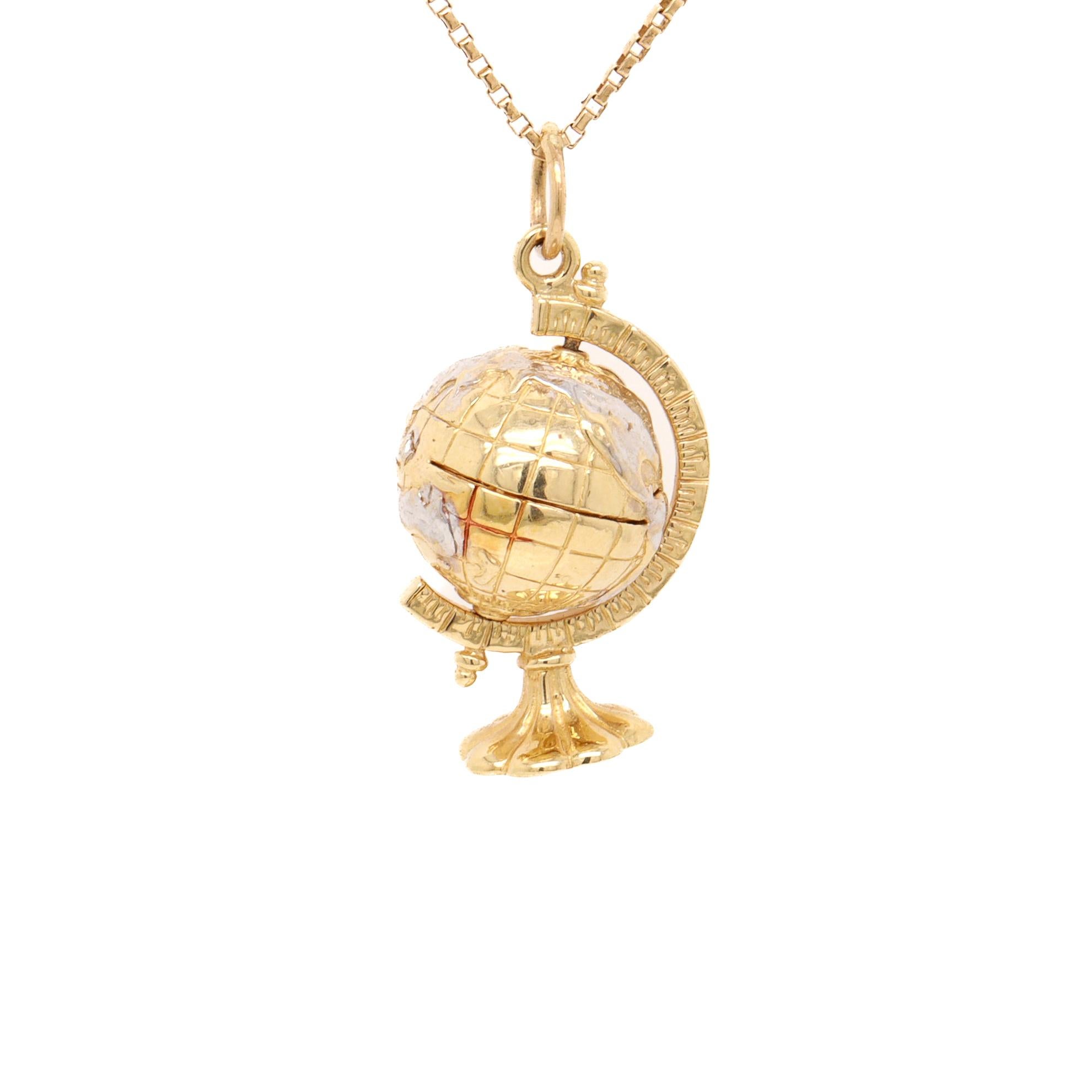 Vintage 14K Gold Figural Earth Globe Charm for a Bracelet en vente 9