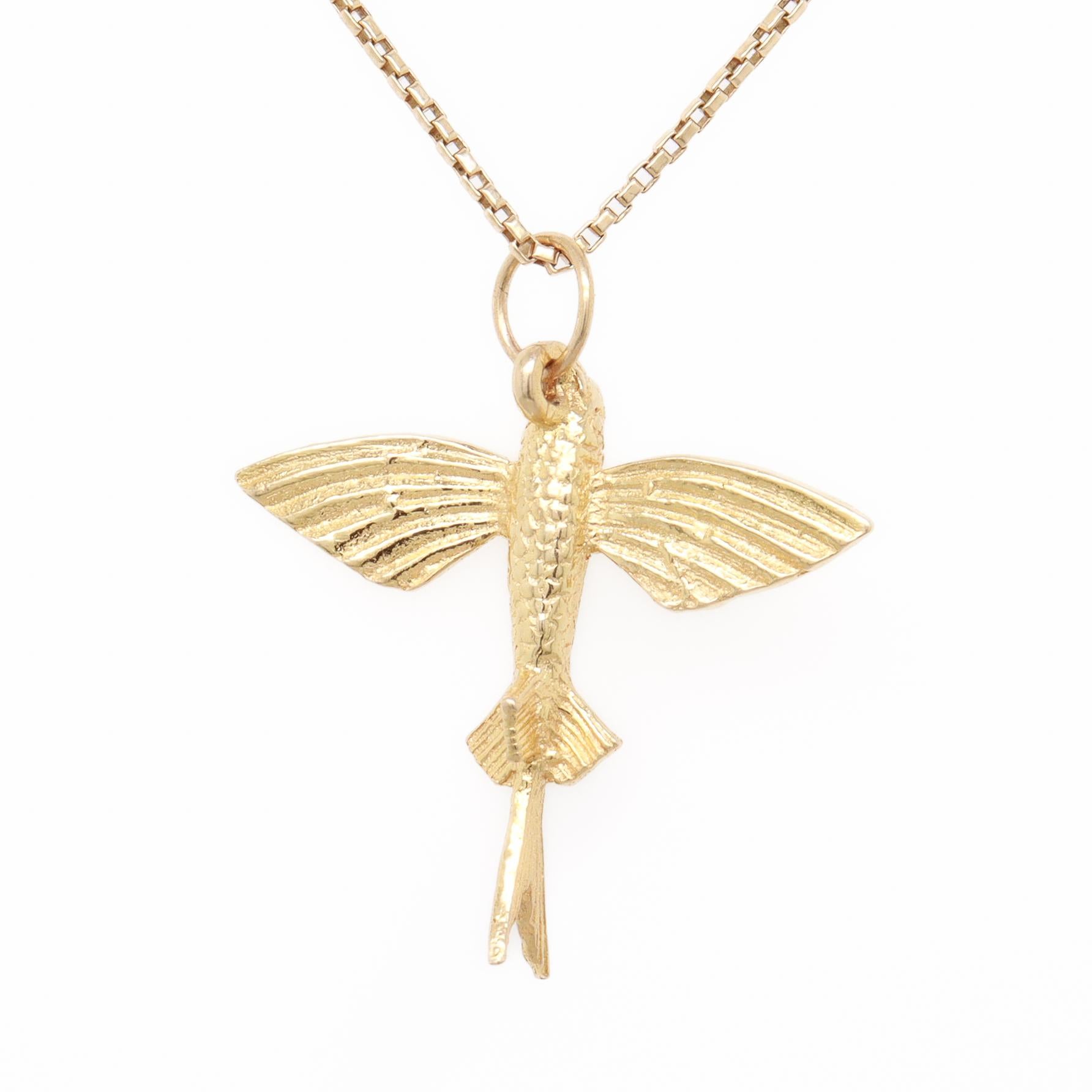 Vintage 14K Gold Figural Flying Fish Charm for a Bracelet en vente 2