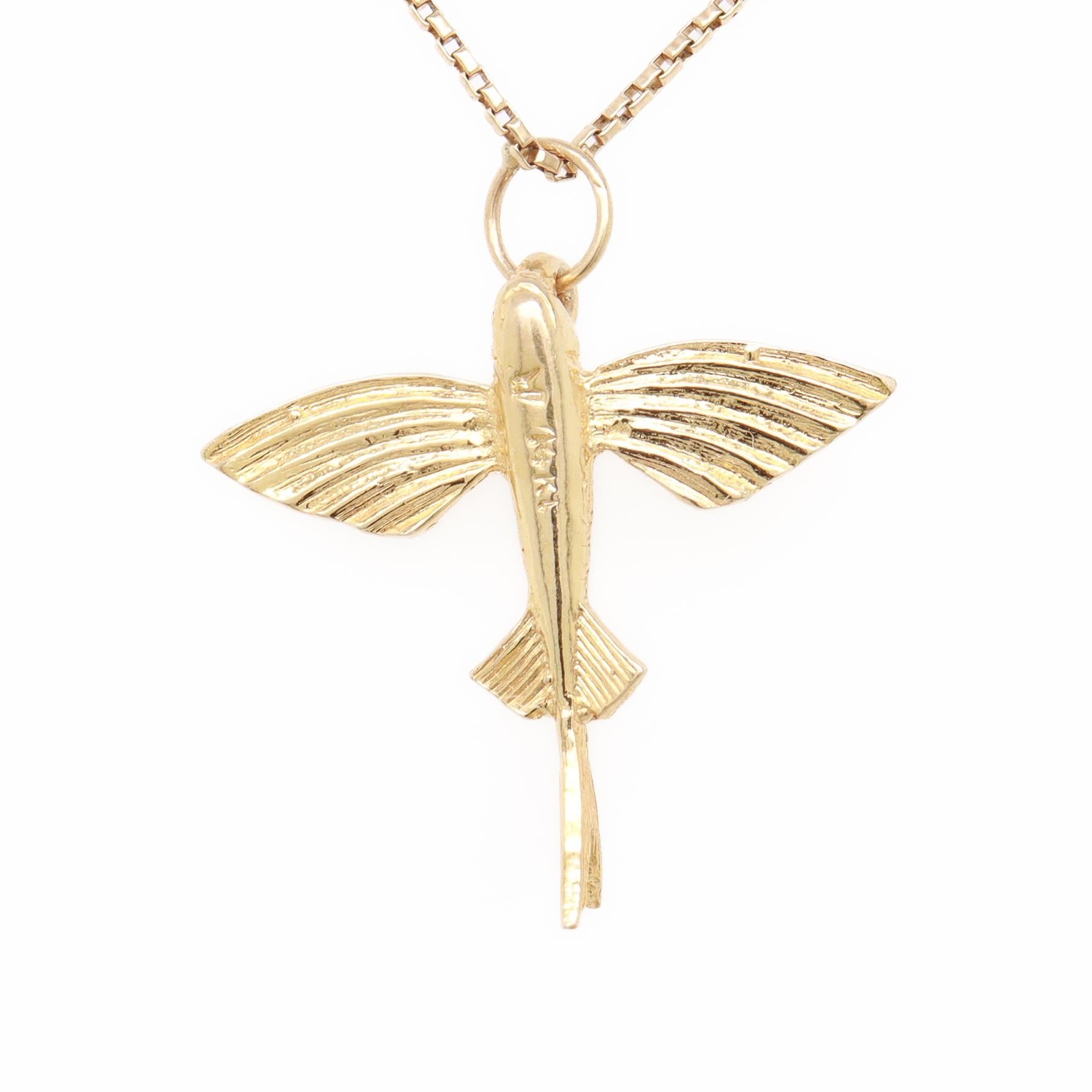 Vintage 14K Gold Figural Flying Fish Charm for a Bracelet en vente 4