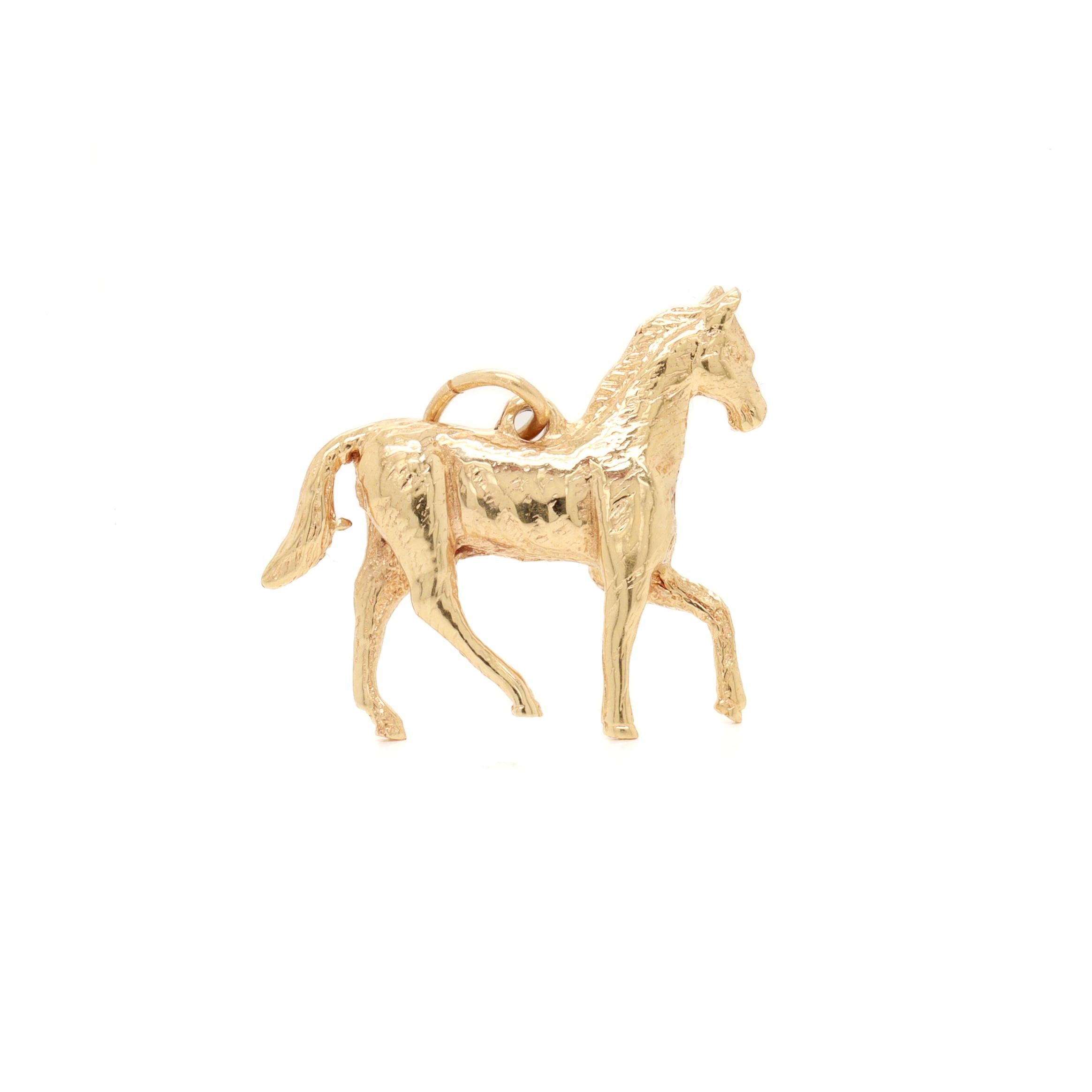 Charm o ciondolo con cavallo figurativo in oro 14K vintage in vendita 3