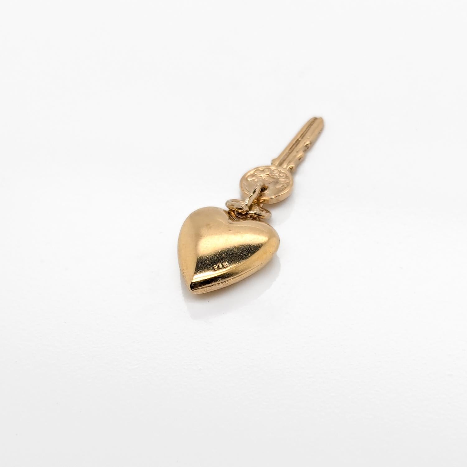 Vintage 14K Gold Figural Key to the Heart Charm For Sale 3