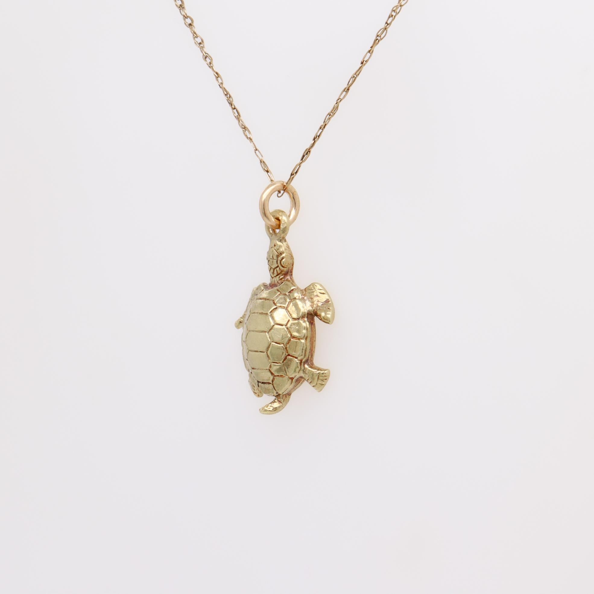 Vintage 14K Gold Figural Sea Turtle Charm or Pendant For Sale 6