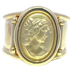 Vintage 14K Gold Flexible Cameo Ring