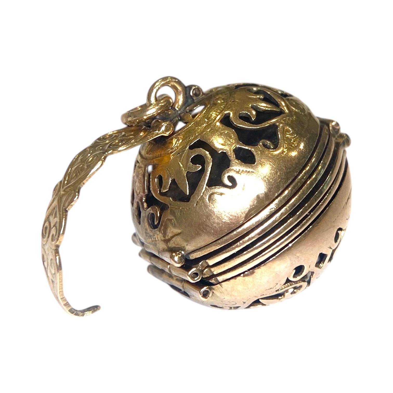 Vintage 14K Gold Folding Locket Orb Pendant For Sale 1