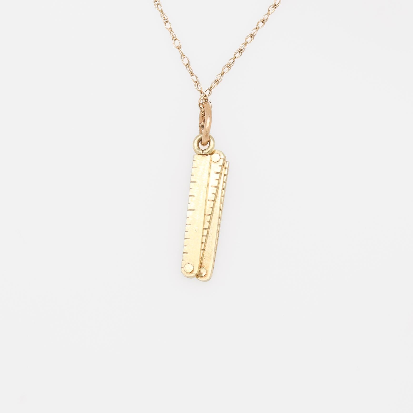 Charm con righello pieghevole in oro 14K vintage per un braccialetto di charme in vendita 7