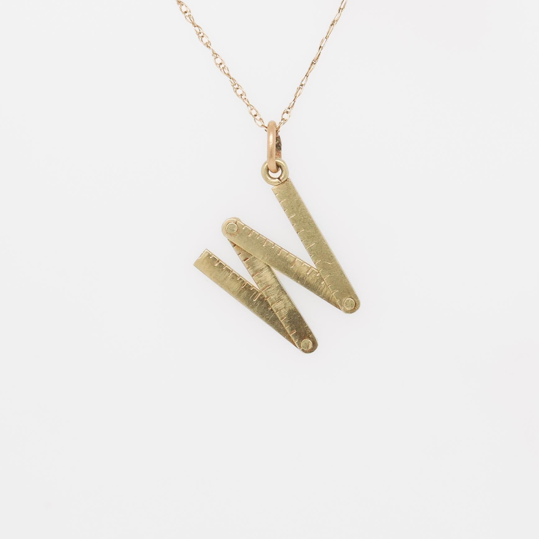 Charm con righello pieghevole in oro 14K vintage per un braccialetto di charme in vendita 9
