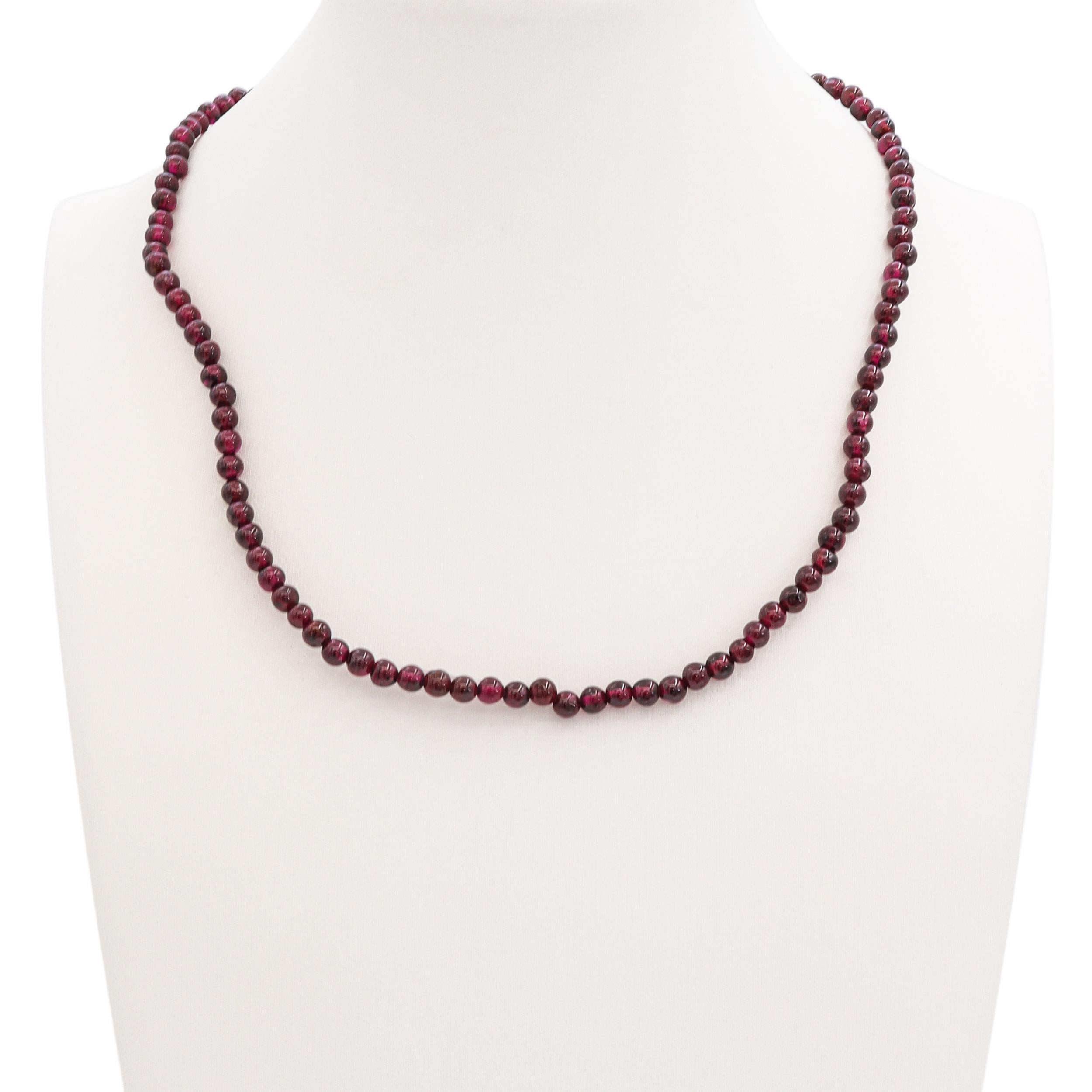 Vintage 14K Gold Garnet Multi-Strand and Single Strand Beaded Necklace Set Pour femmes en vente