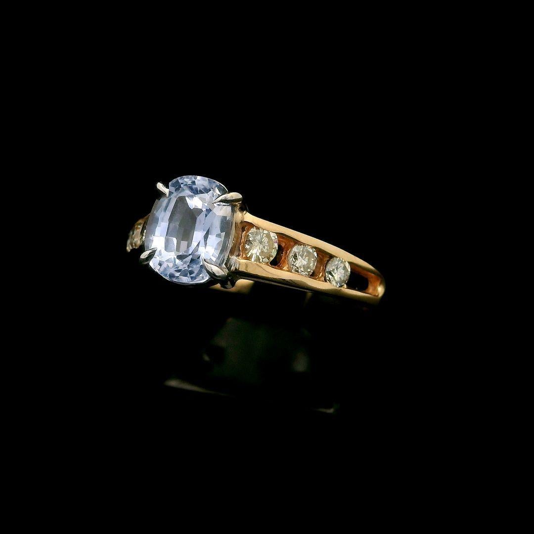 Women's Vintage 14k Gold Gia 1.68ctw Icy Blue No Heat Sapphire & Diamond Ring For Sale