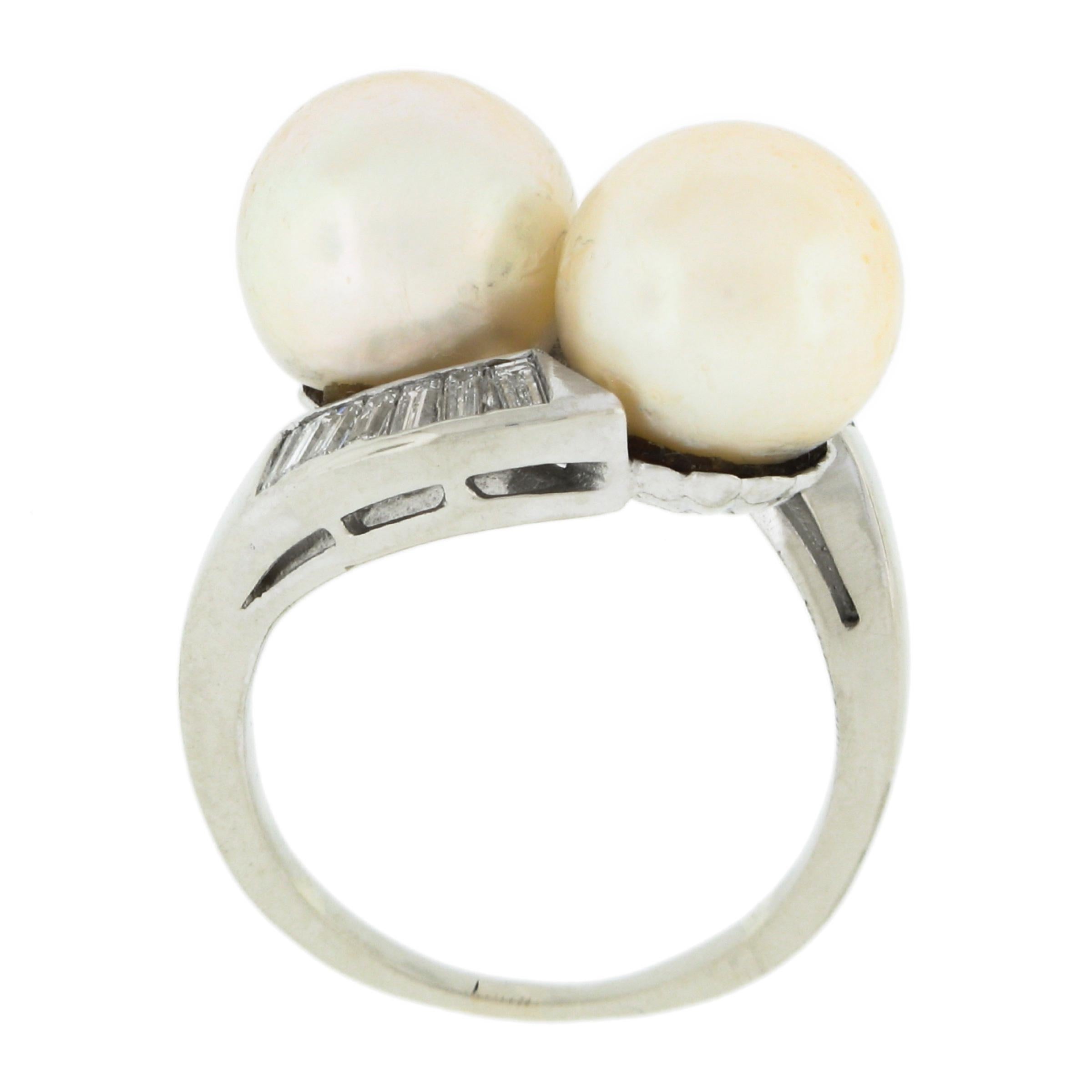 Vintage 14K Gold GIA Cultured Saltwater Akoya Pearl Baguette Diamond Bypass Ring For Sale 2