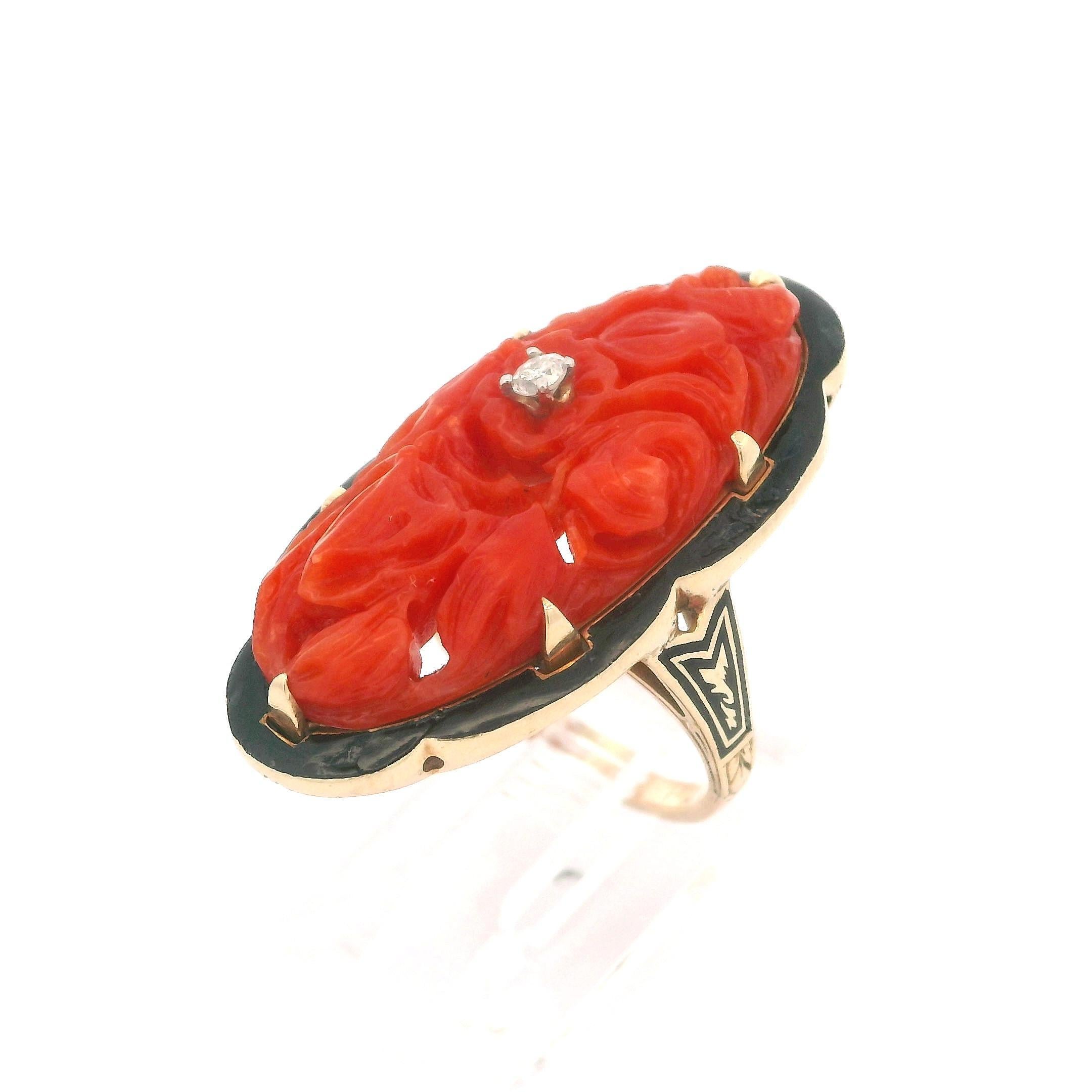 Vintage 14k Gold GIA hochwertiger geschnitzter Koralle Diamant Schwarz Emaille Dinner-Ring im Angebot 3