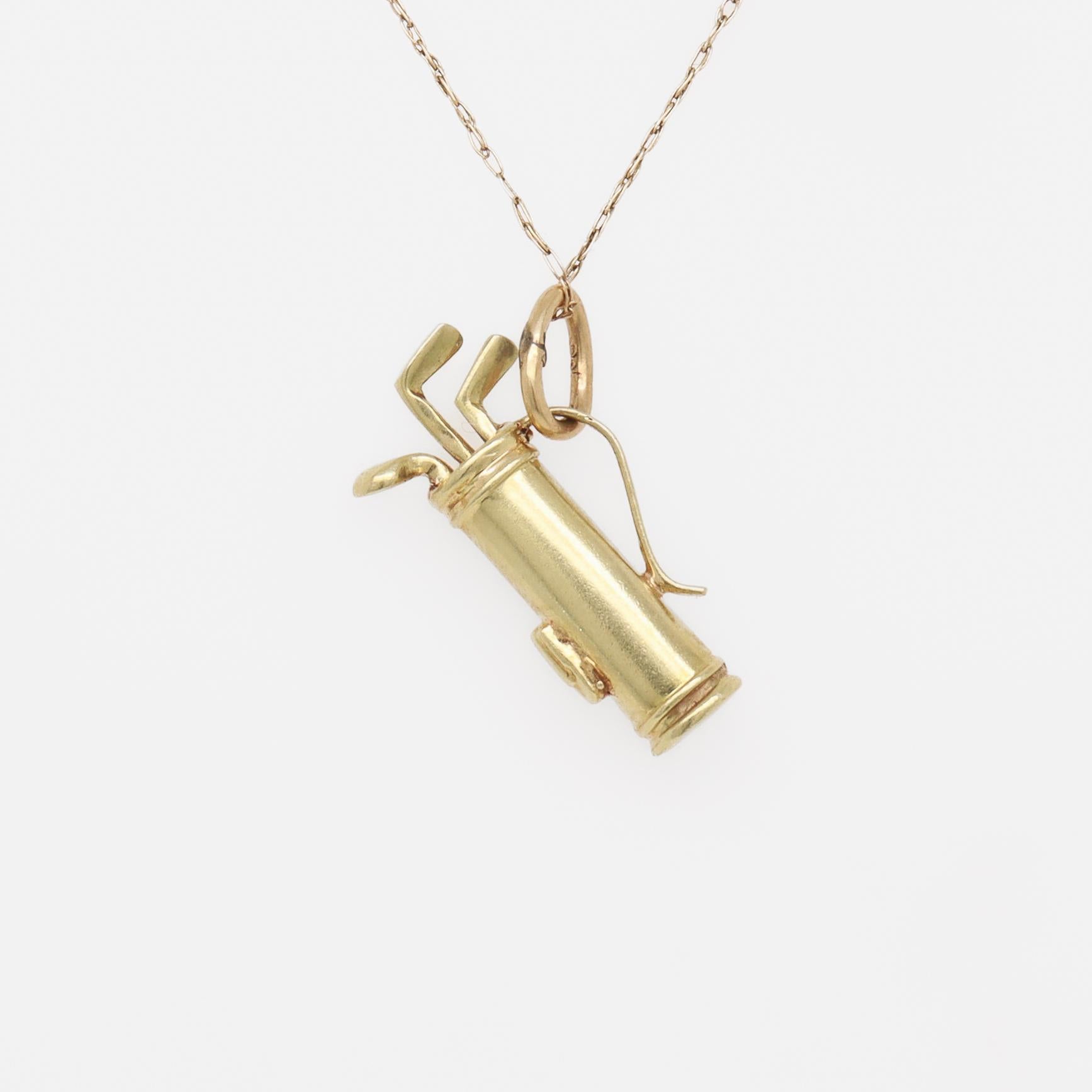 Donna Charm in oro 14 carati per bracciale con sacca da golf in vendita