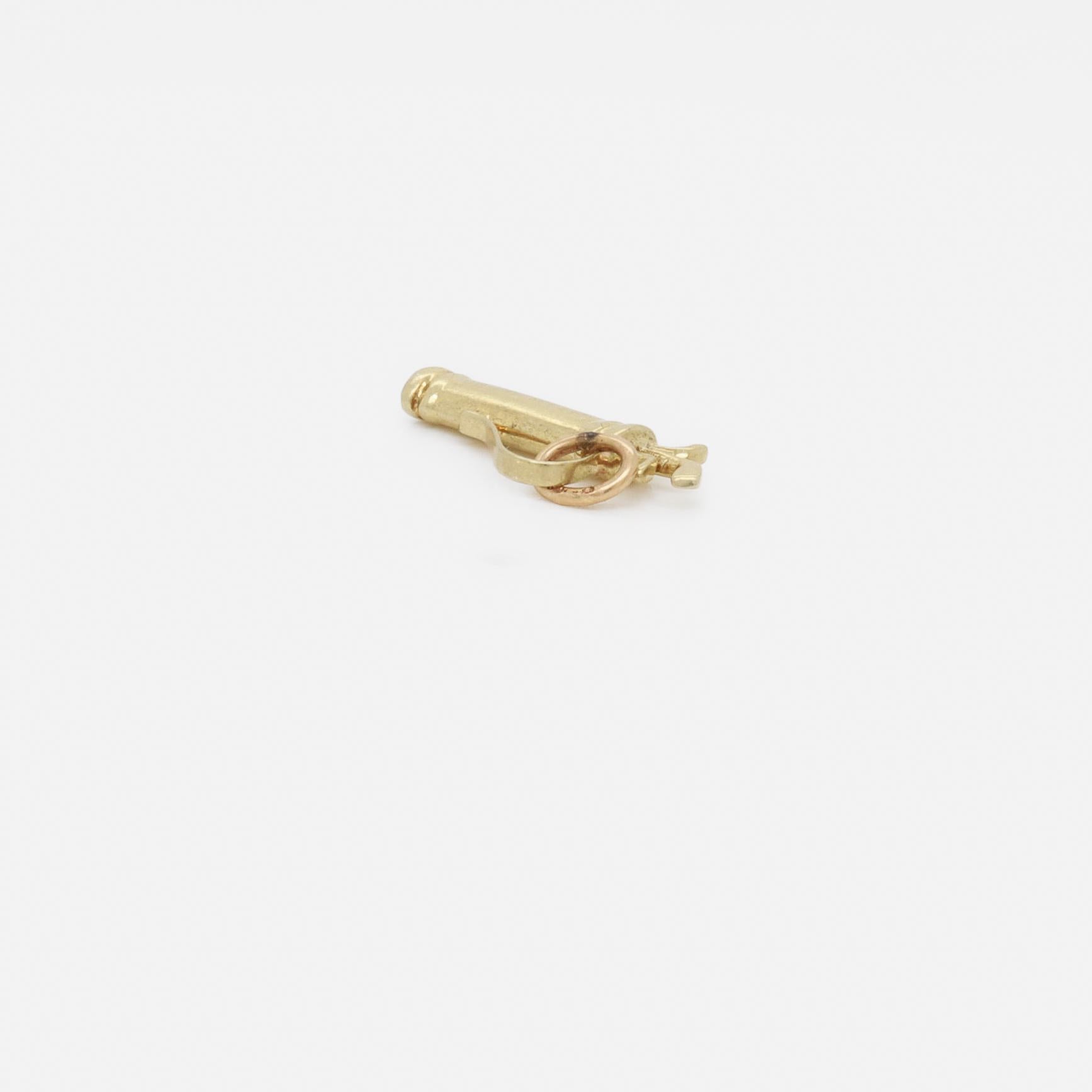 Vintage 14K Gold Golf Caddy Bag Charm for a Charm Bracelet For Sale 2