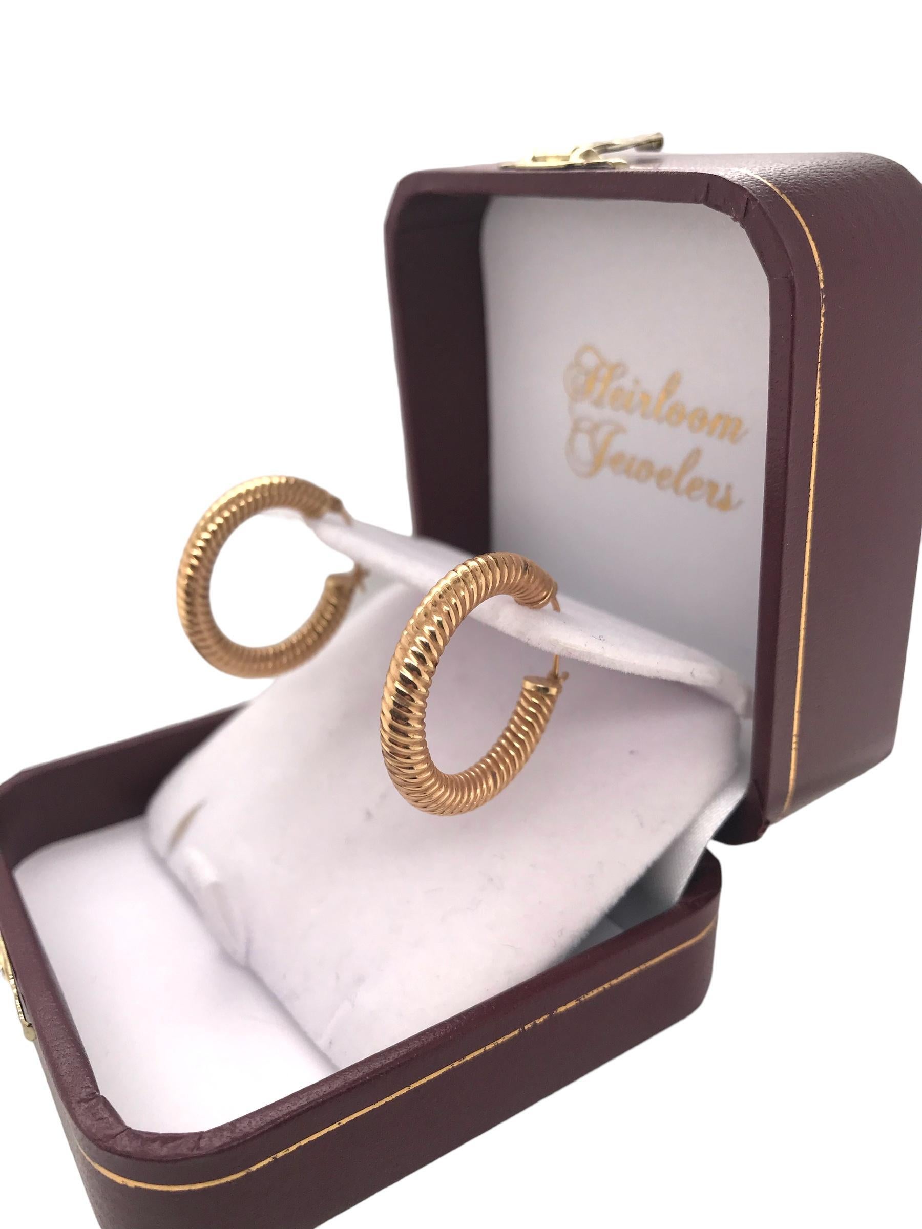 Vintage 14K Gold Hoop Earrings 2