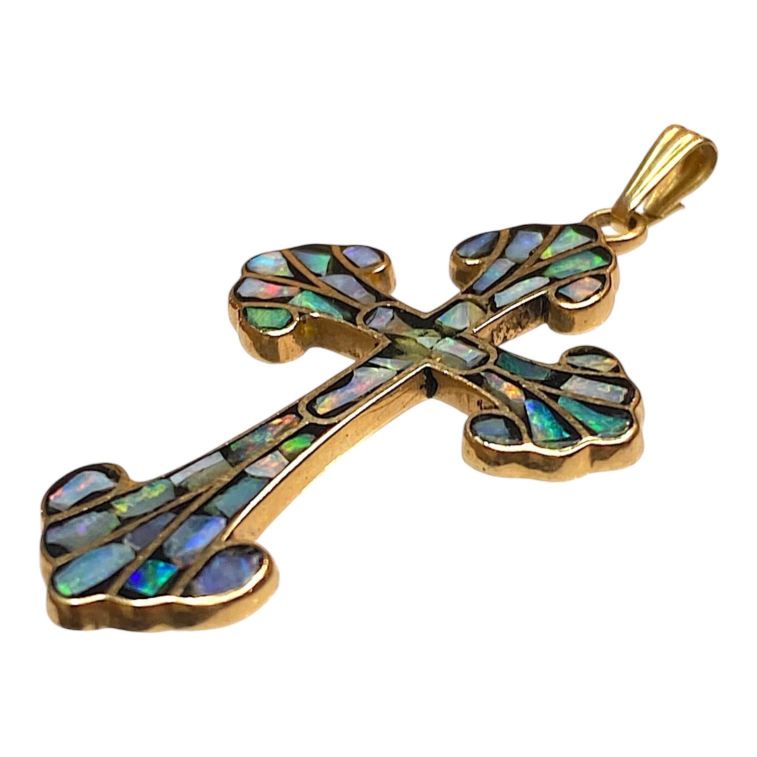 Vintage 14K Gold Inlay Opal Cross Pendant In Good Condition In Henderson, NV