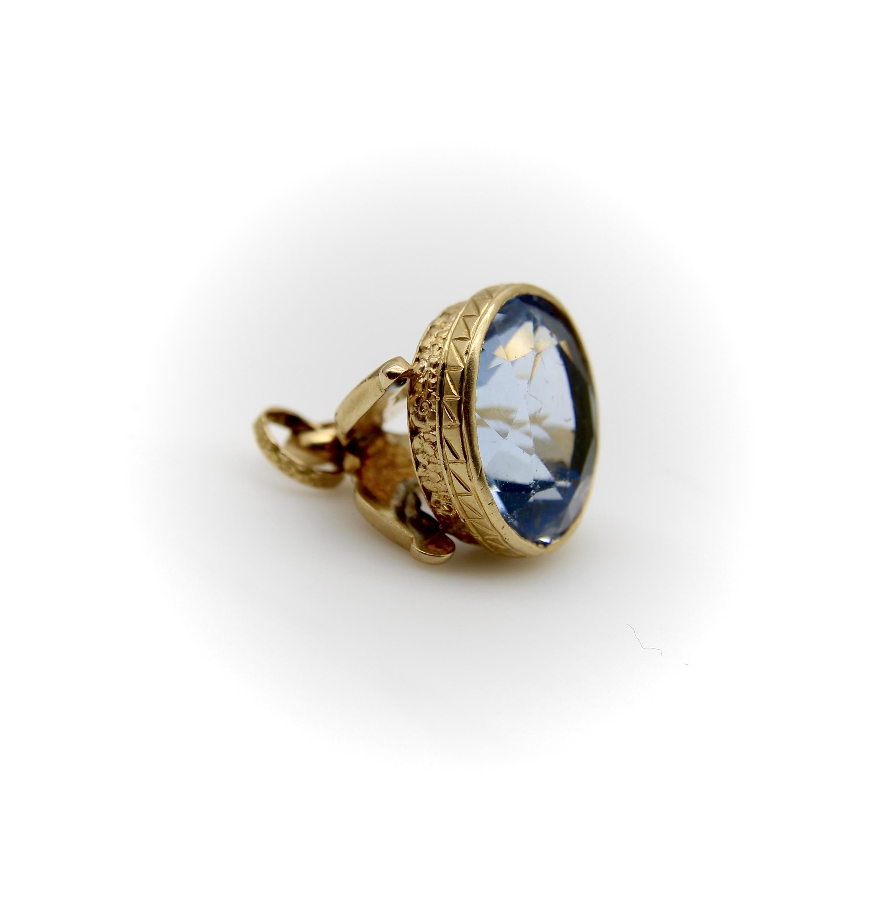 Portachiavi italiano d'epoca in oro 14K con pietra in pasta blu In condizioni buone in vendita a Venice, CA