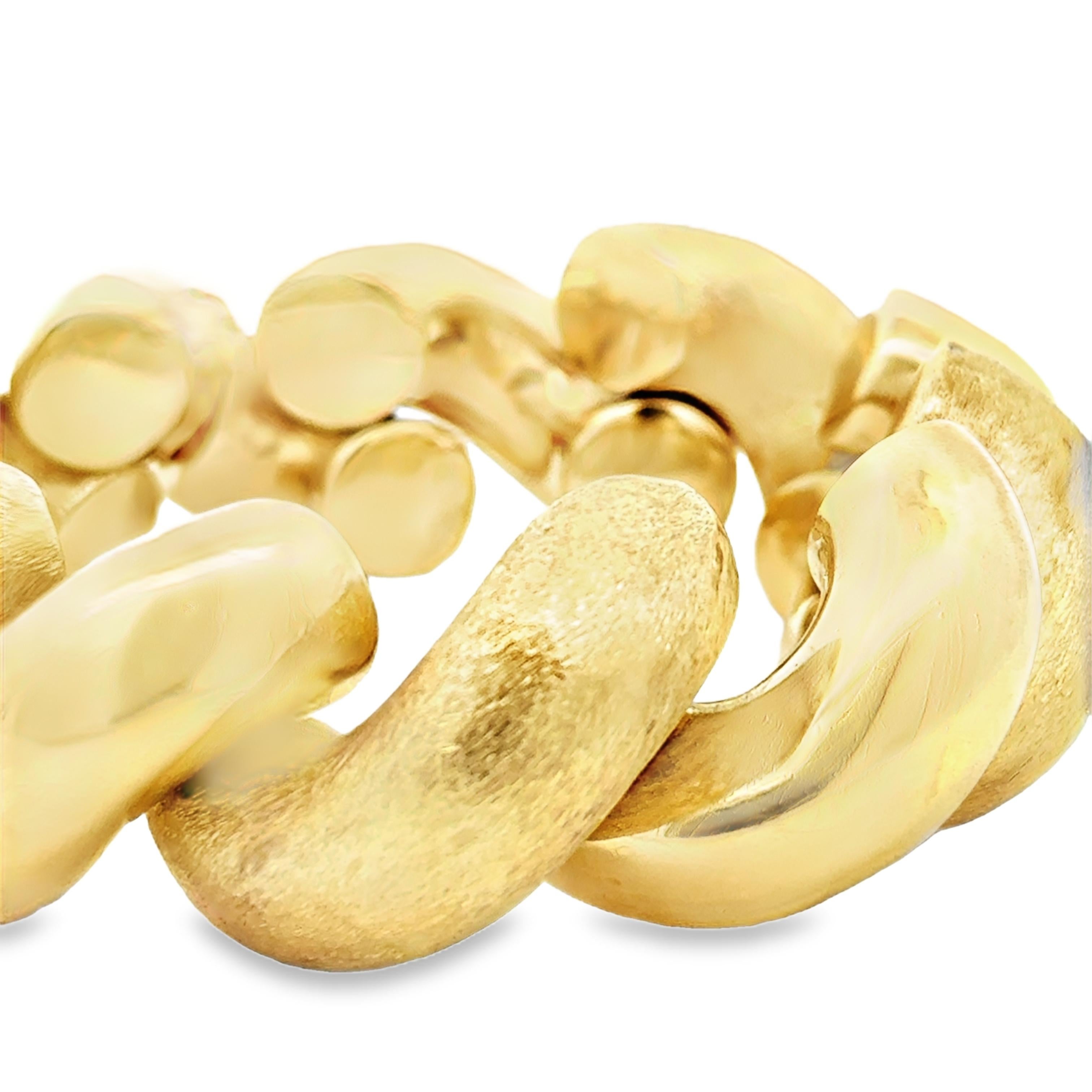 Erhöhen Sie Ihre Sammlung mit diesem kühnen und zeitlosen 14K Gold  San Marco Armband - auch bekannt als 