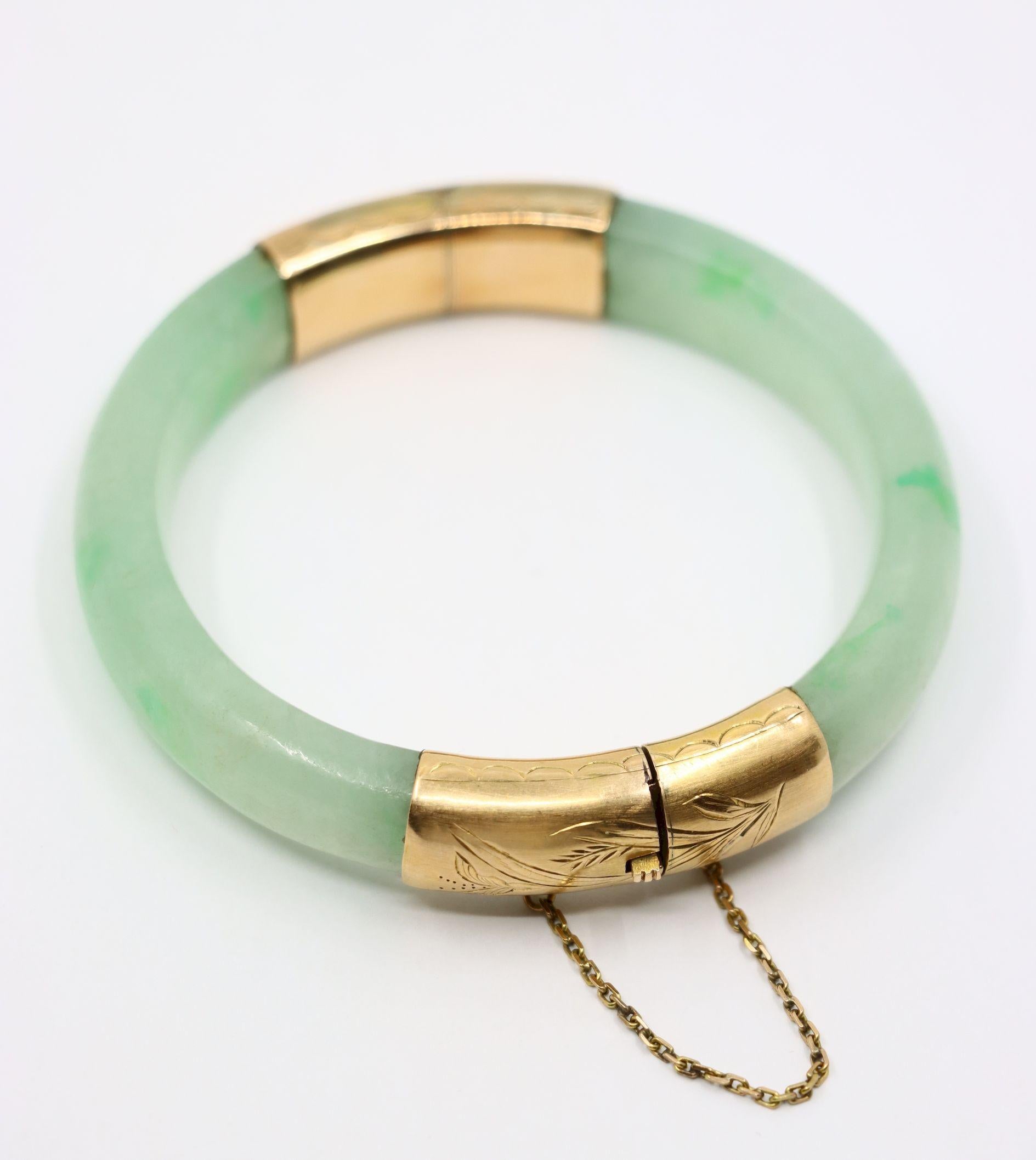 Vintage 14K Gold Jade Bracelet For Sale 6