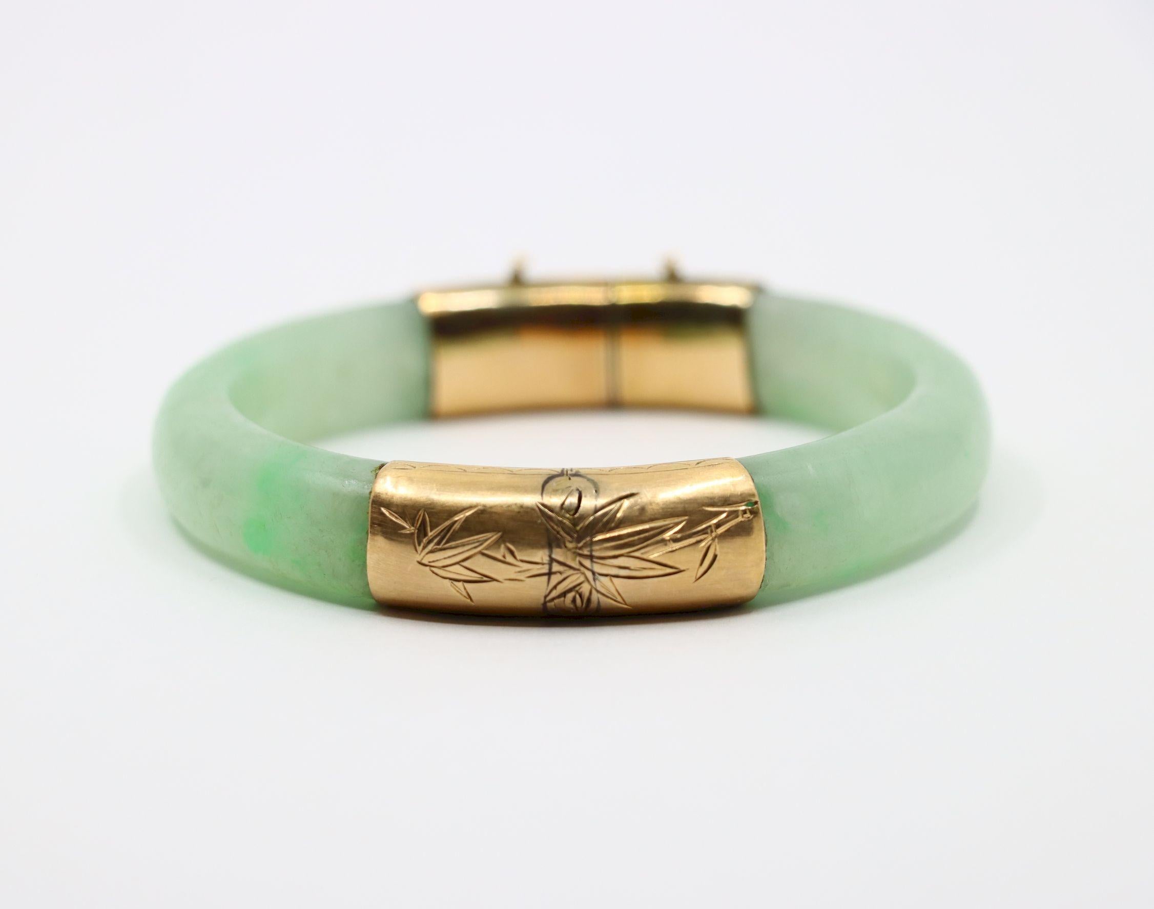 Uncut Vintage 14K Gold Jade Bracelet For Sale