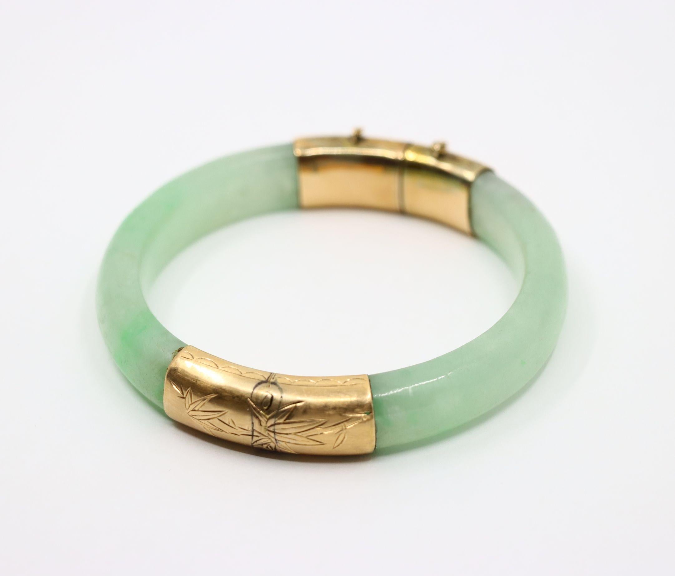 Vintage 14K Gold Jade Bracelet For Sale 1