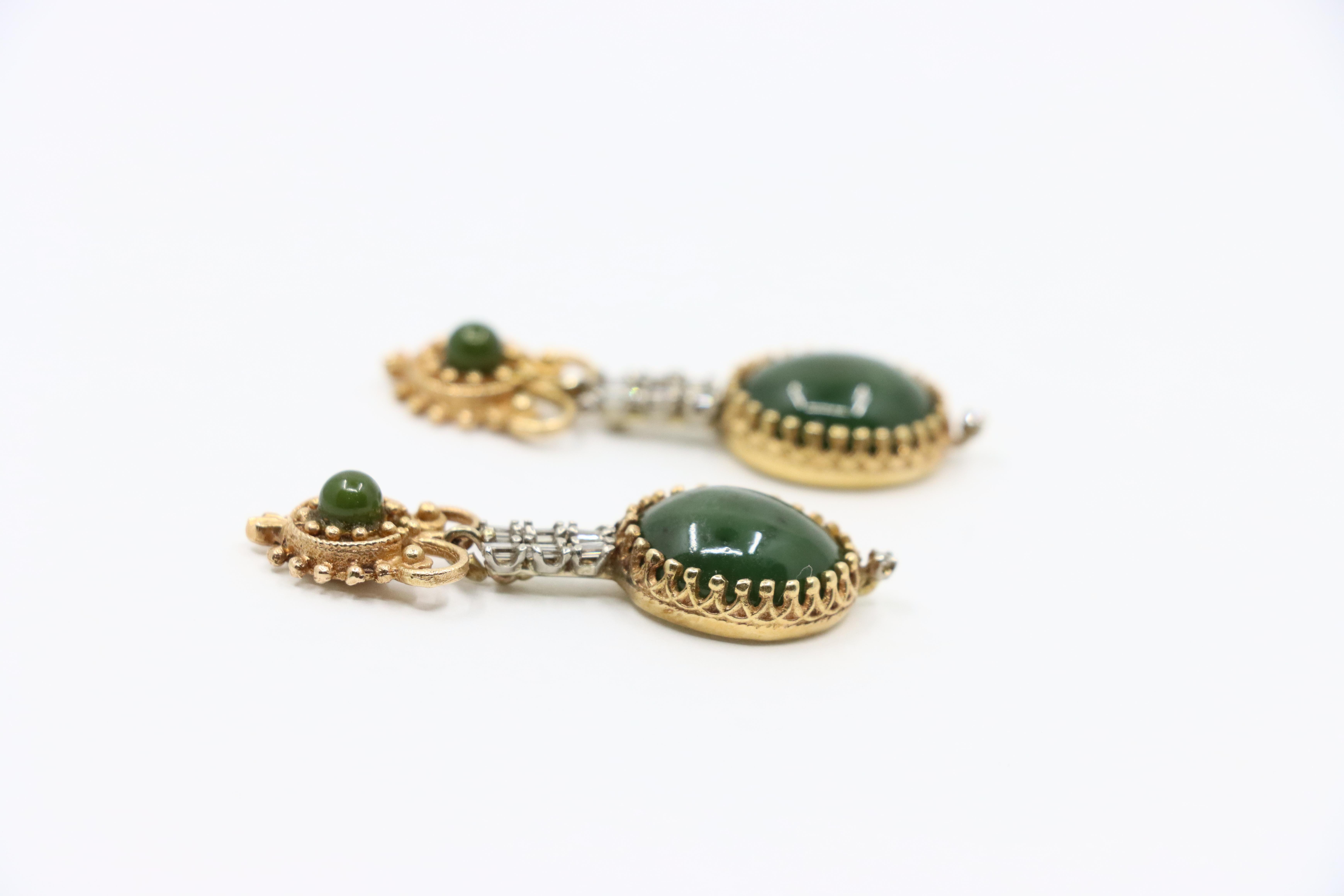 Vintage 14K Gold Jade Drop Earring For Sale 3