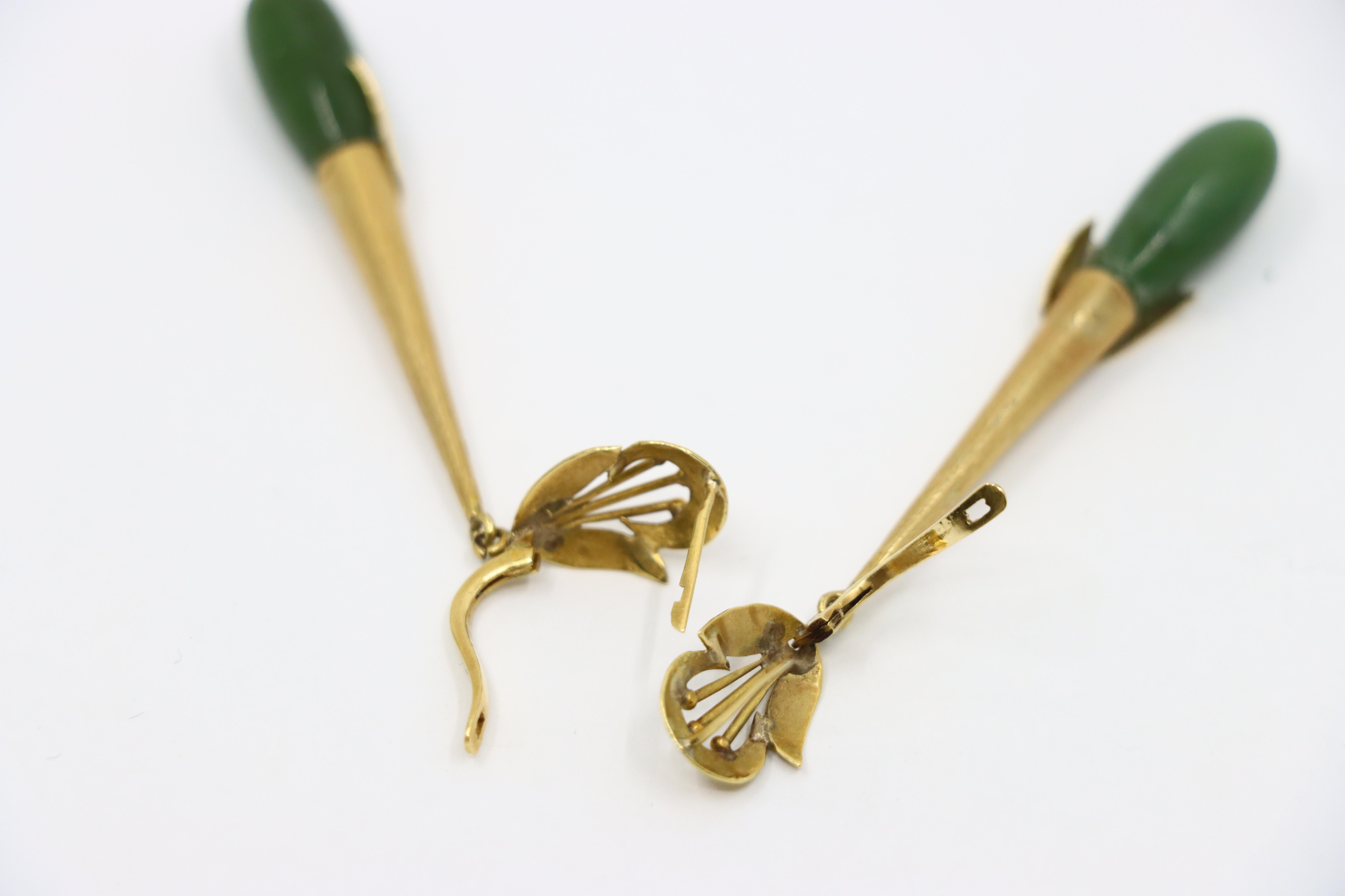 Vintage 14K Gold Jade Drop Earrings For Sale 7