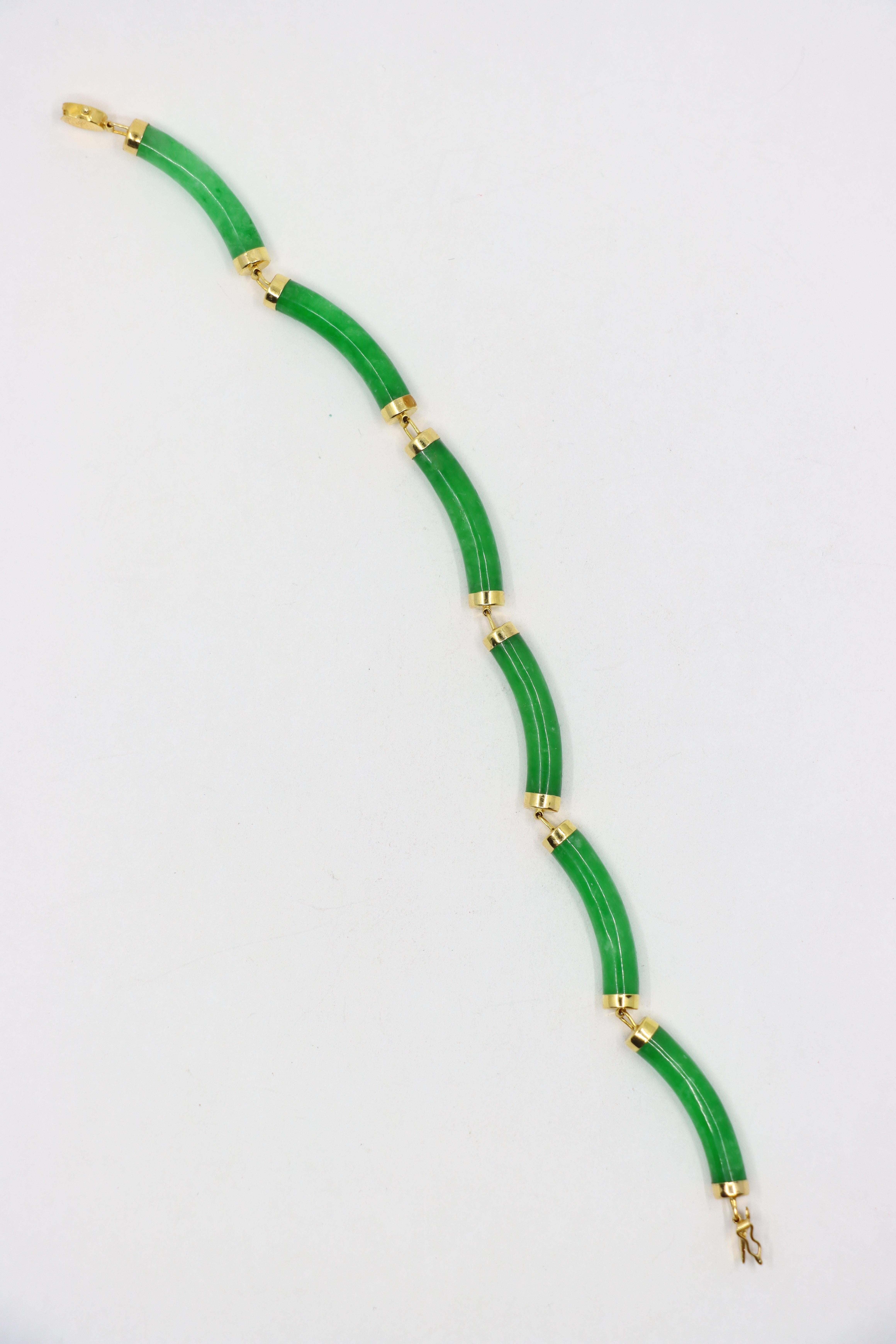 By Vintage 14K Gold Jadeite Bracelet en vente 5