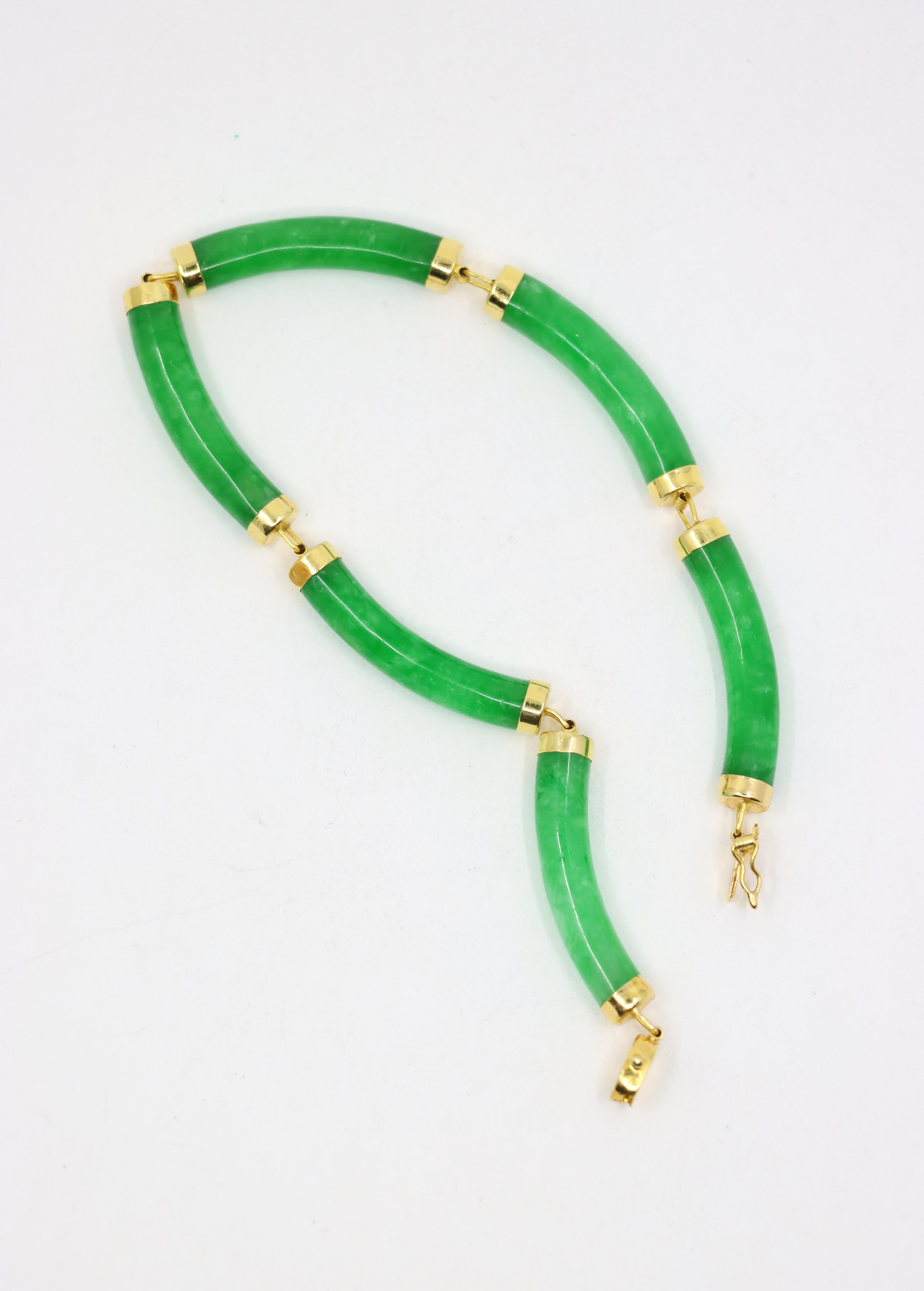 By Vintage 14K Gold Jadeite Bracelet en vente 3