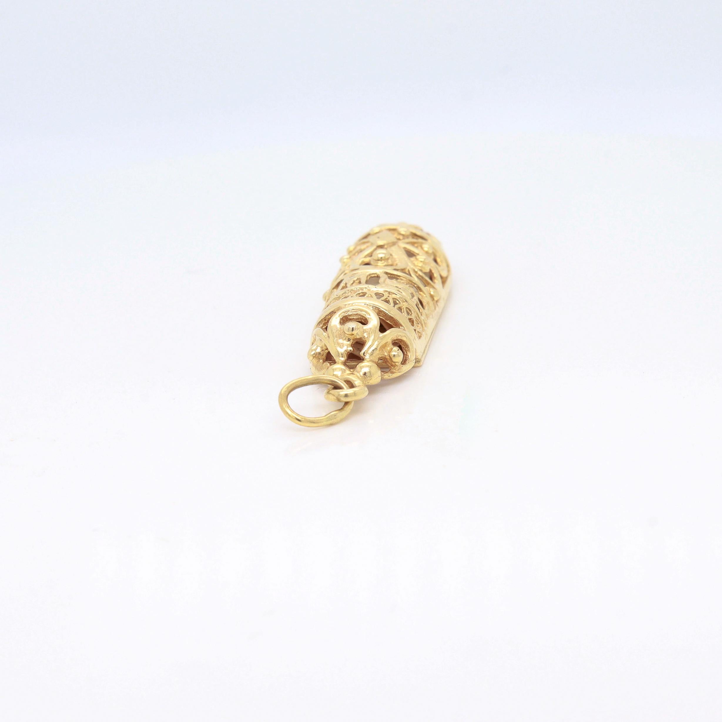 Vintage 14K Gold Judaica Mezuzah Charm 5