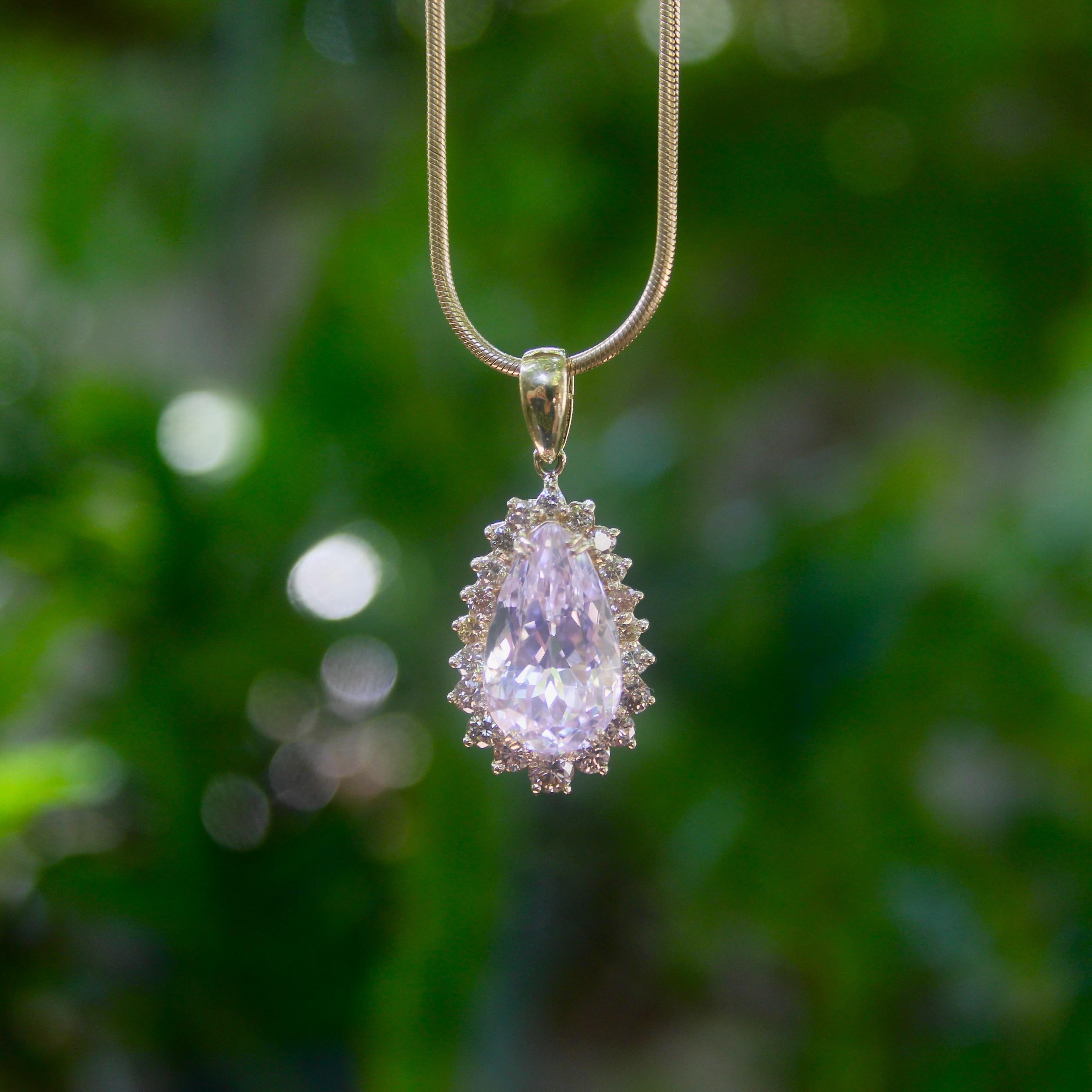 Pendentif vintage en or 14K Kunzite et diamant Cognac en vente 1
