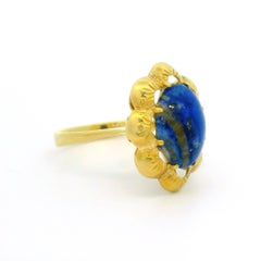 Vintage 14k Gold Lapis Lazuli Hand Etched Scalloped Flower Halo Cocktail Ring