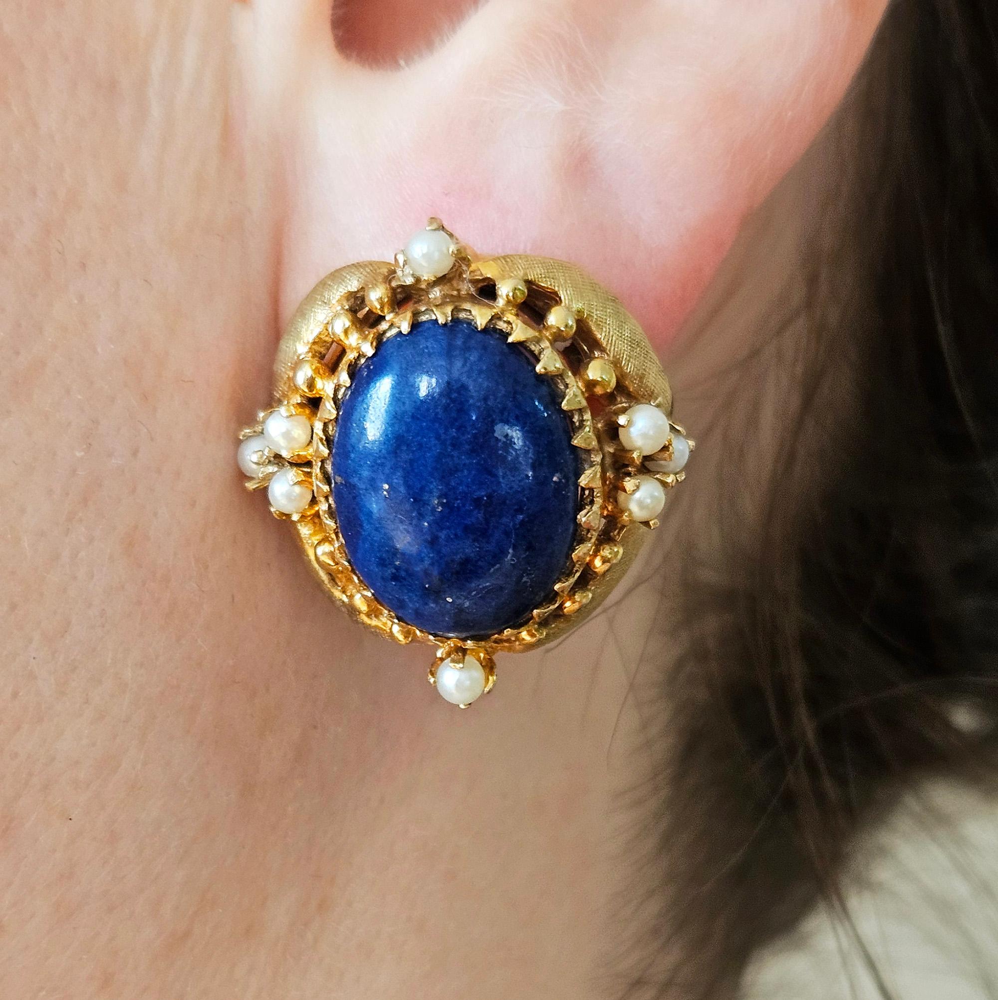 Vintage 14k Gold Lapis Lazuli Pearl Button Earrings Clips Post, Circa 1970s For Sale 4