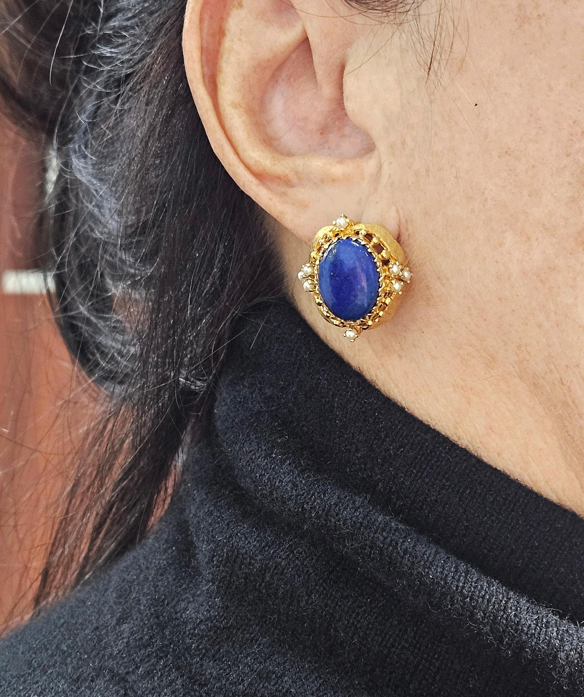 Vintage 14k Gold Lapis Lazuli Pearl Button Earrings Clips Post, Circa 1970s For Sale 9