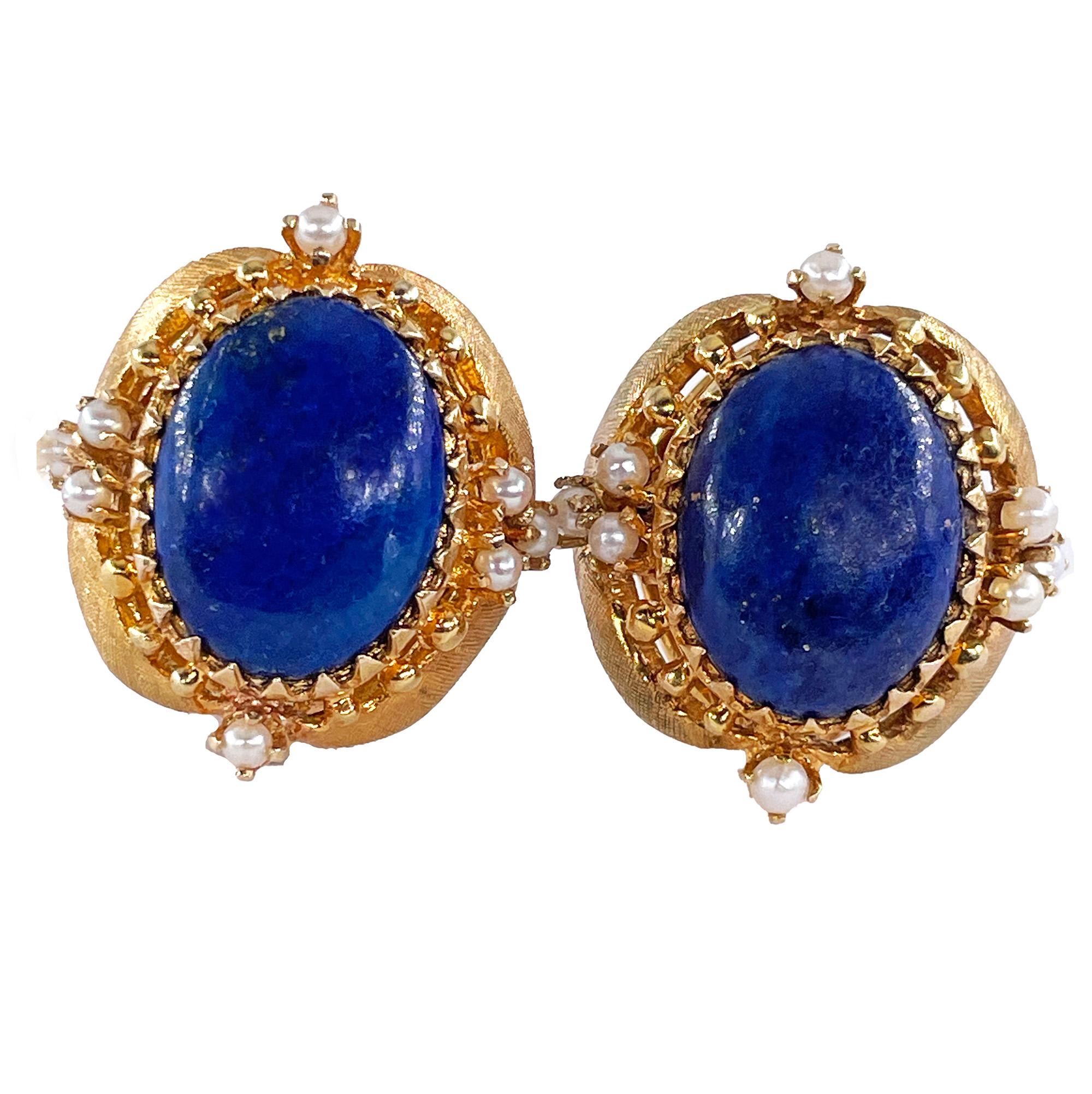 Vintage Lapis Lazuli Button Statement 14k Yellow Gold Post Earrings, Circa 1970s

Add a splash of color and vintage elegance to your jewelry collection with these vibrant and bright 14K Gold Earrings, featuring exquisite Florentine Gold finish,