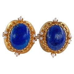 Pendientes vintage de oro de 14 quilates con botón de perla lapislázuli, circa años 70