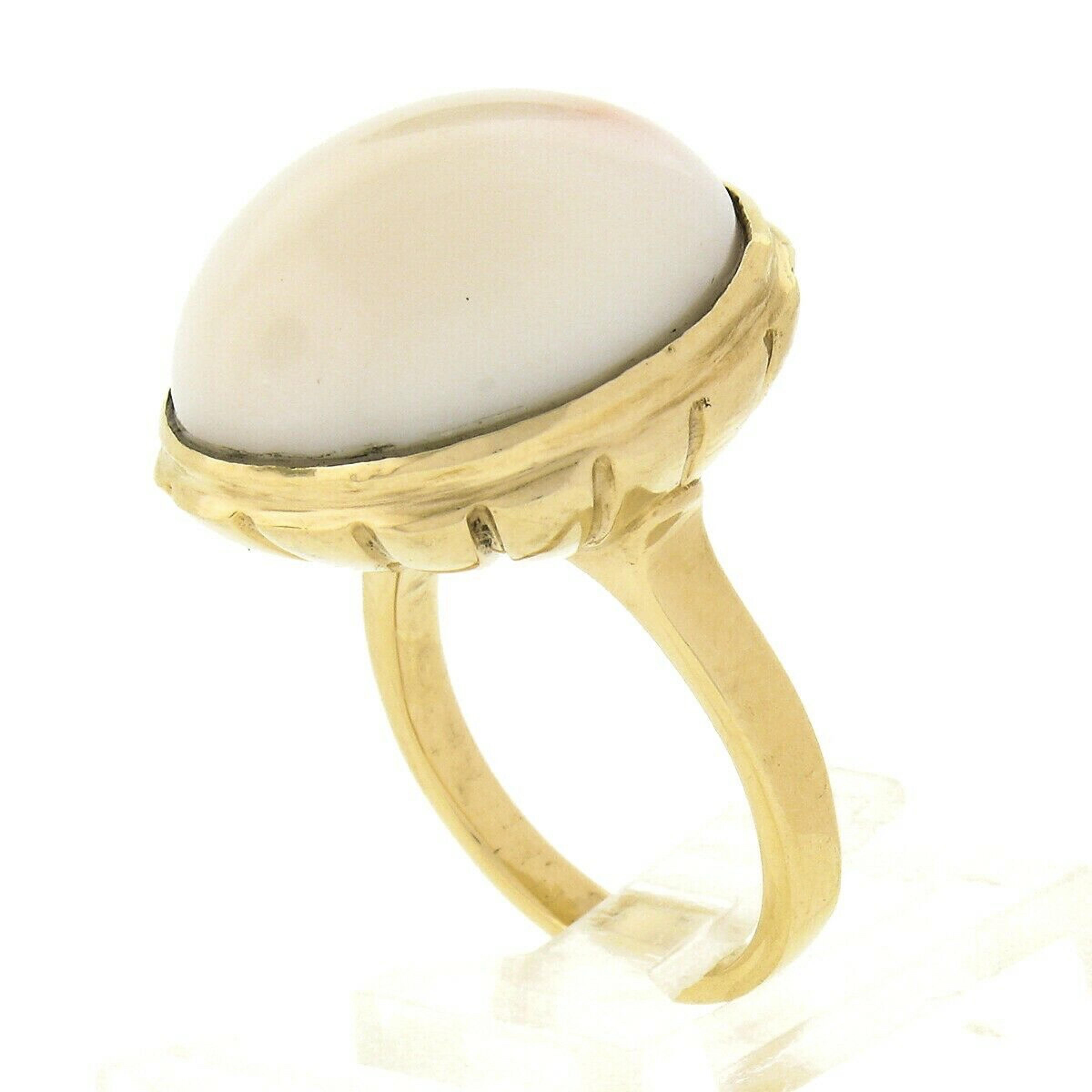 Vintage 14K Gold Large Round Cabochon Bezel Set Angel Skin Coral Solitaire Ring For Sale 3