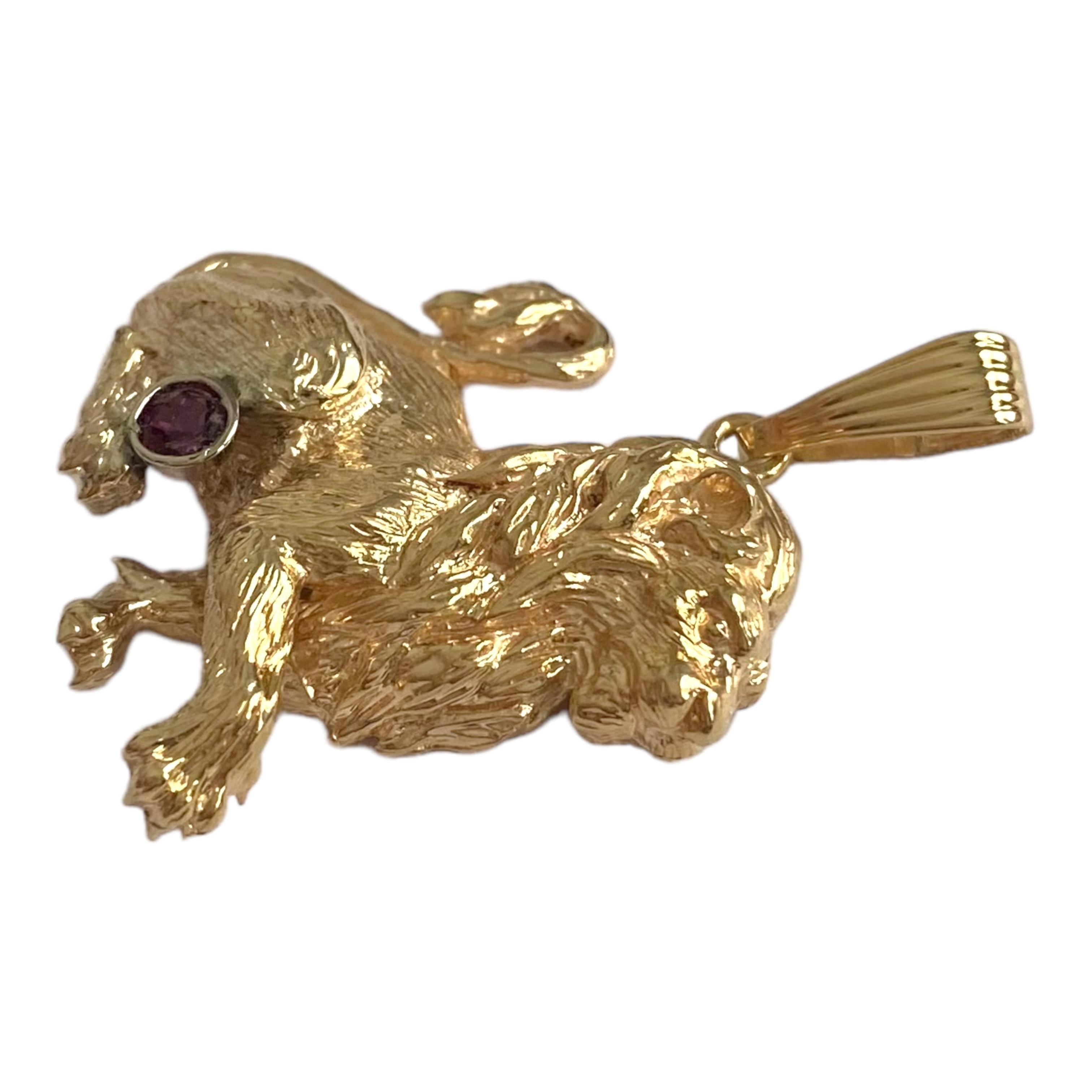 Vintage 14K Gold Leo Pendant In Good Condition For Sale In Henderson, NV