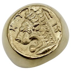 Vintage 14K Gold Lion-Headed Coin Signet Ring