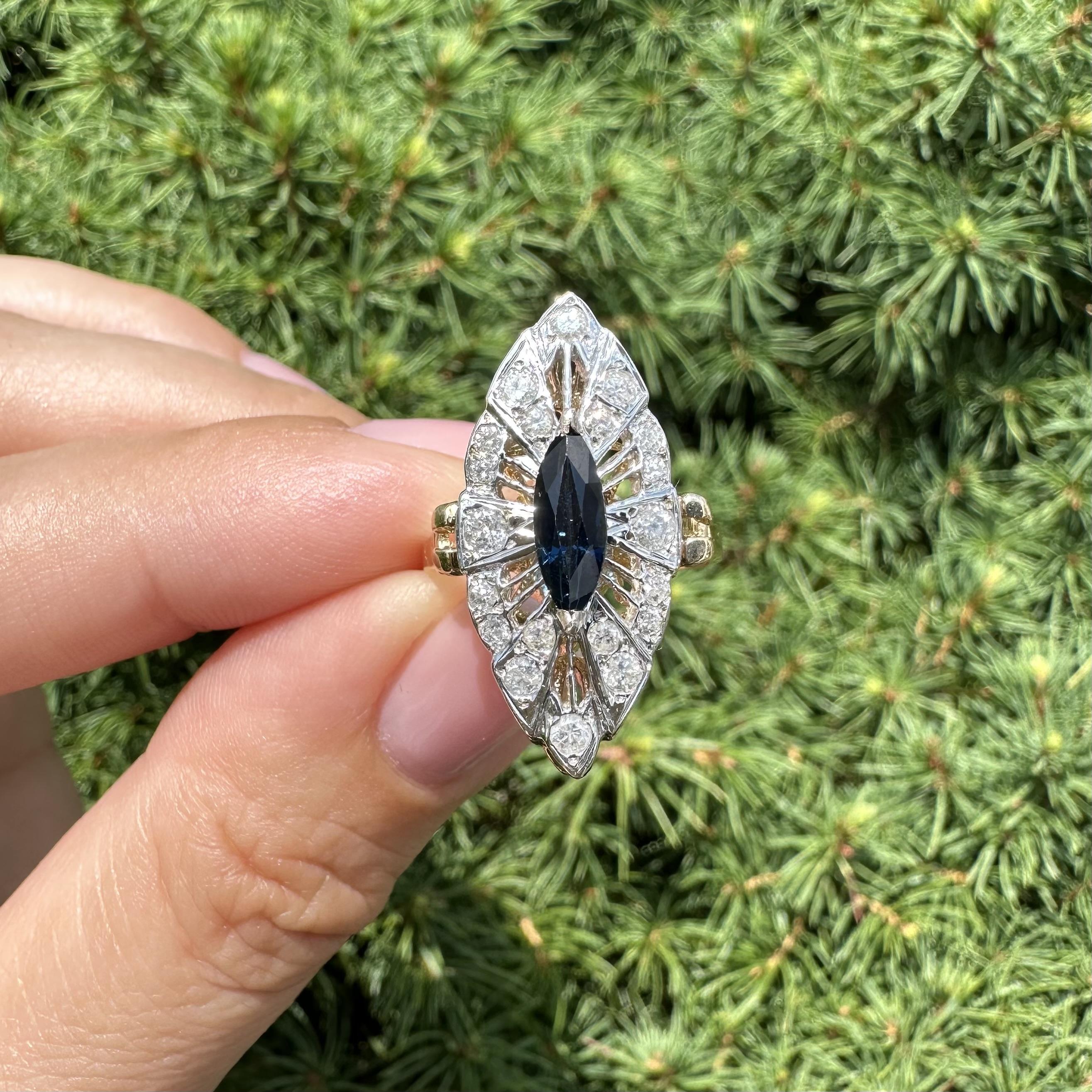 Anello vintage in oro 14k con zaffiro lungo taglio marquise e diamante navette da 0,50 carati in vendita 1