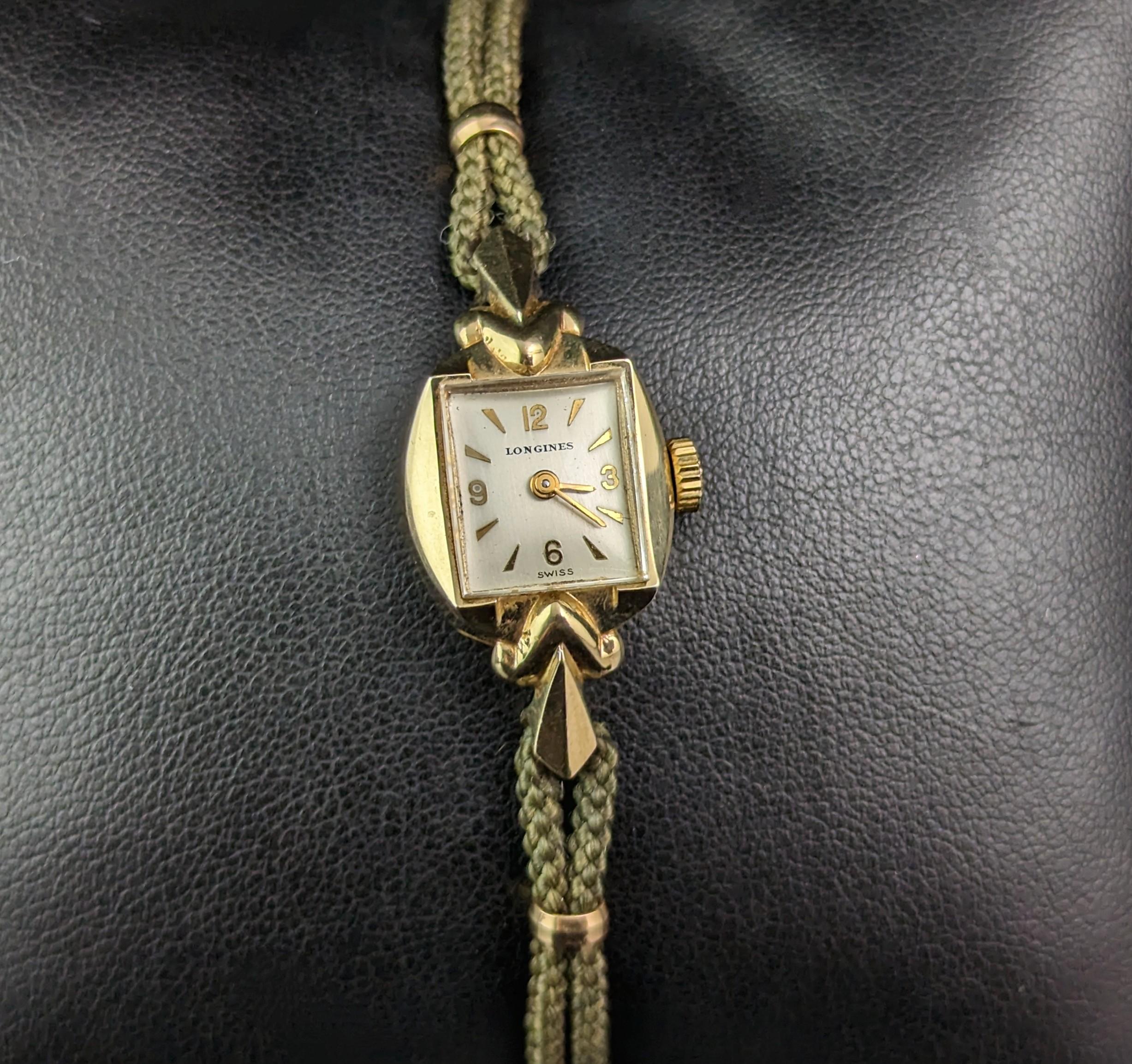 Montre-bracelet vintage pour dames Longines en or 14 carats, emballée  en vente 5